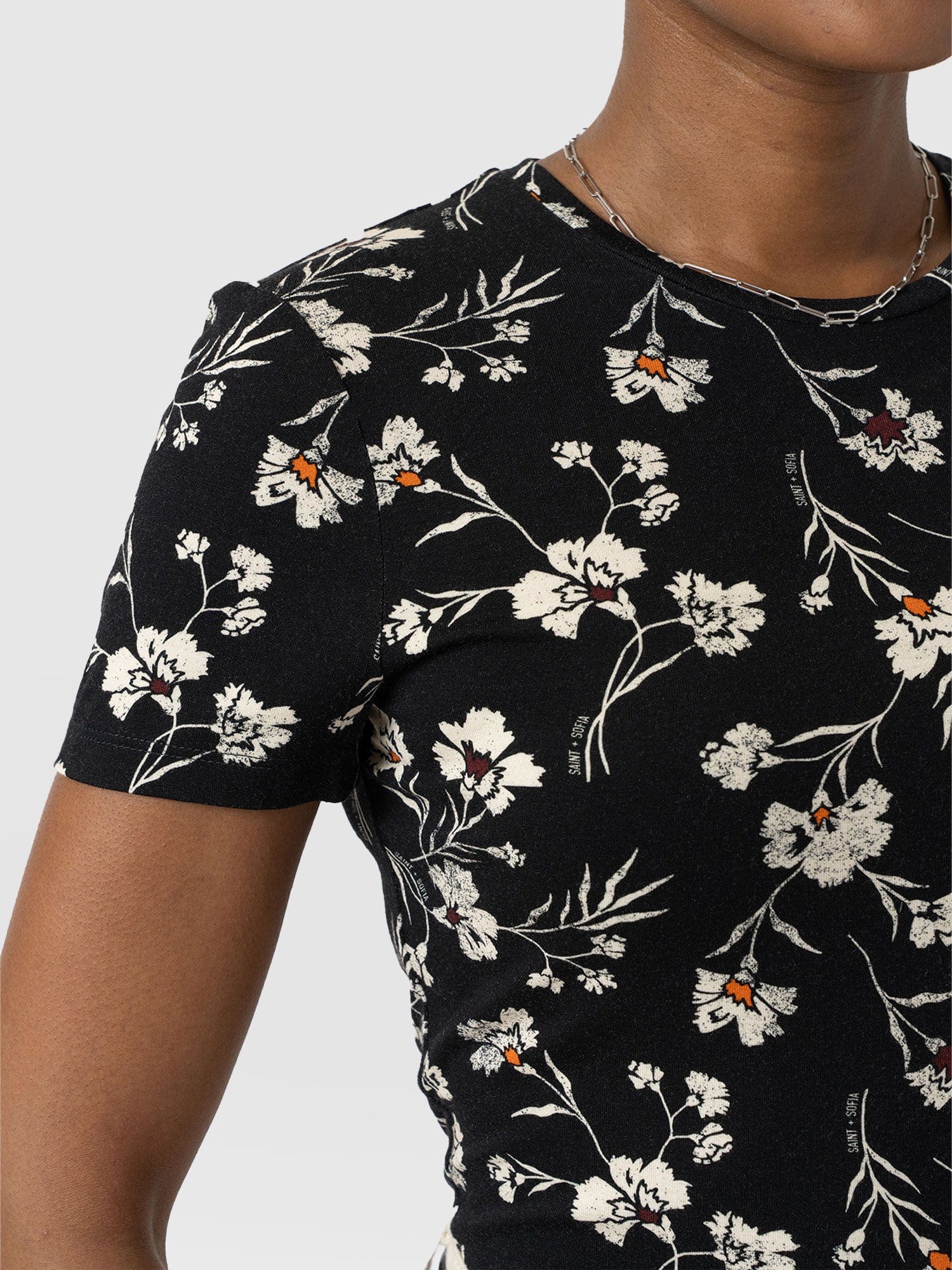 Austen Crew Neck Tee Short Sleeve - Black Spring Floral