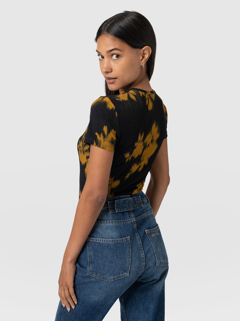 Austen Crew Neck Tee Short Sleeve - Yellow Fade Floral