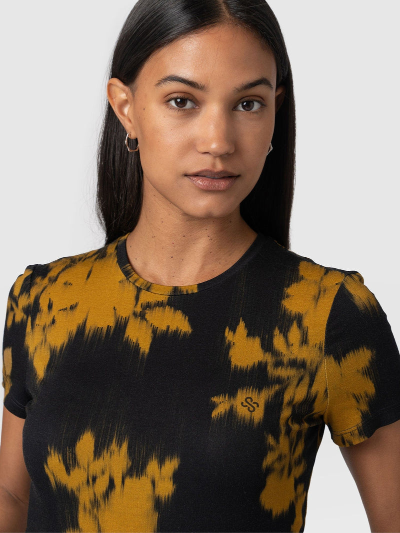 Austen Crew Neck Tee Short Sleeve - Yellow Fade Floral