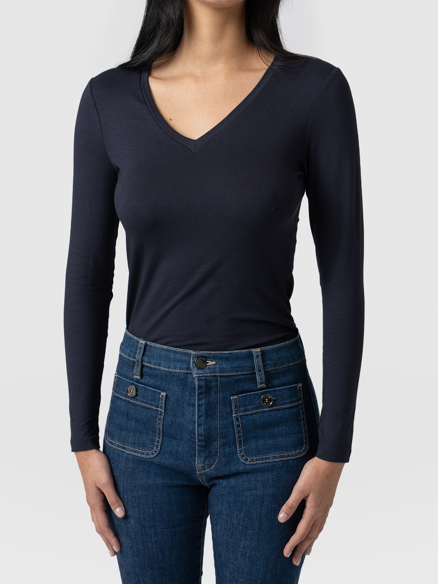 Austen V Neck Tee Navy - Women's T-Shirts | Saint and Sofia® UK