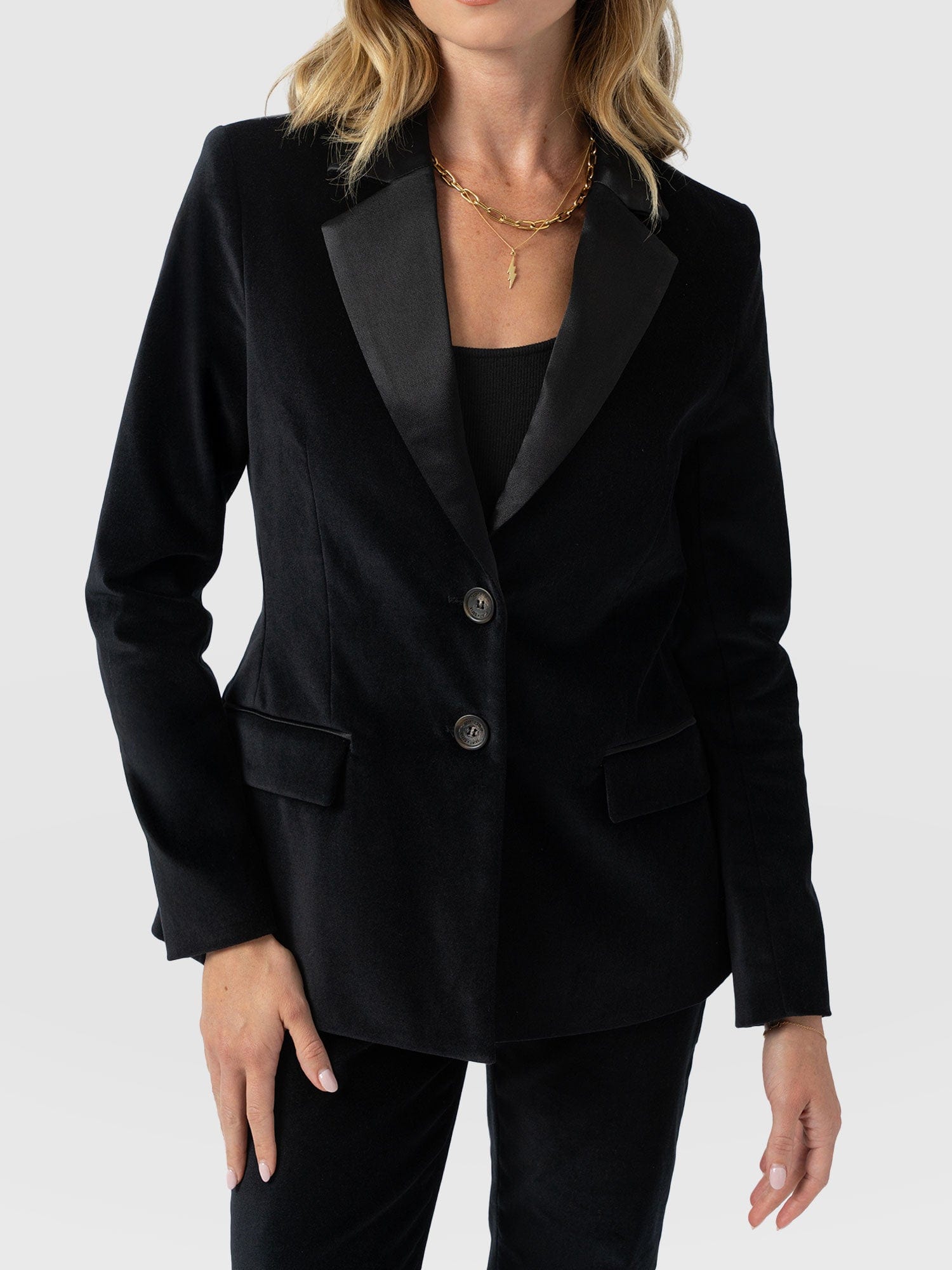Axel Single Breasted Blazer - Black Velvet - Women's Jackets | Saint + Sofia® UK