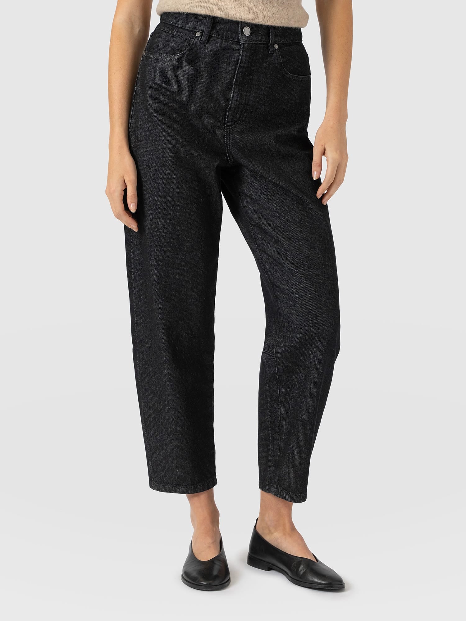 Barrel Leg Jean - Black