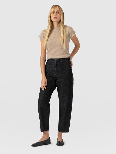 Barrel Leg Jean - Black - Women's Jeans | Saint and Sofia® UK