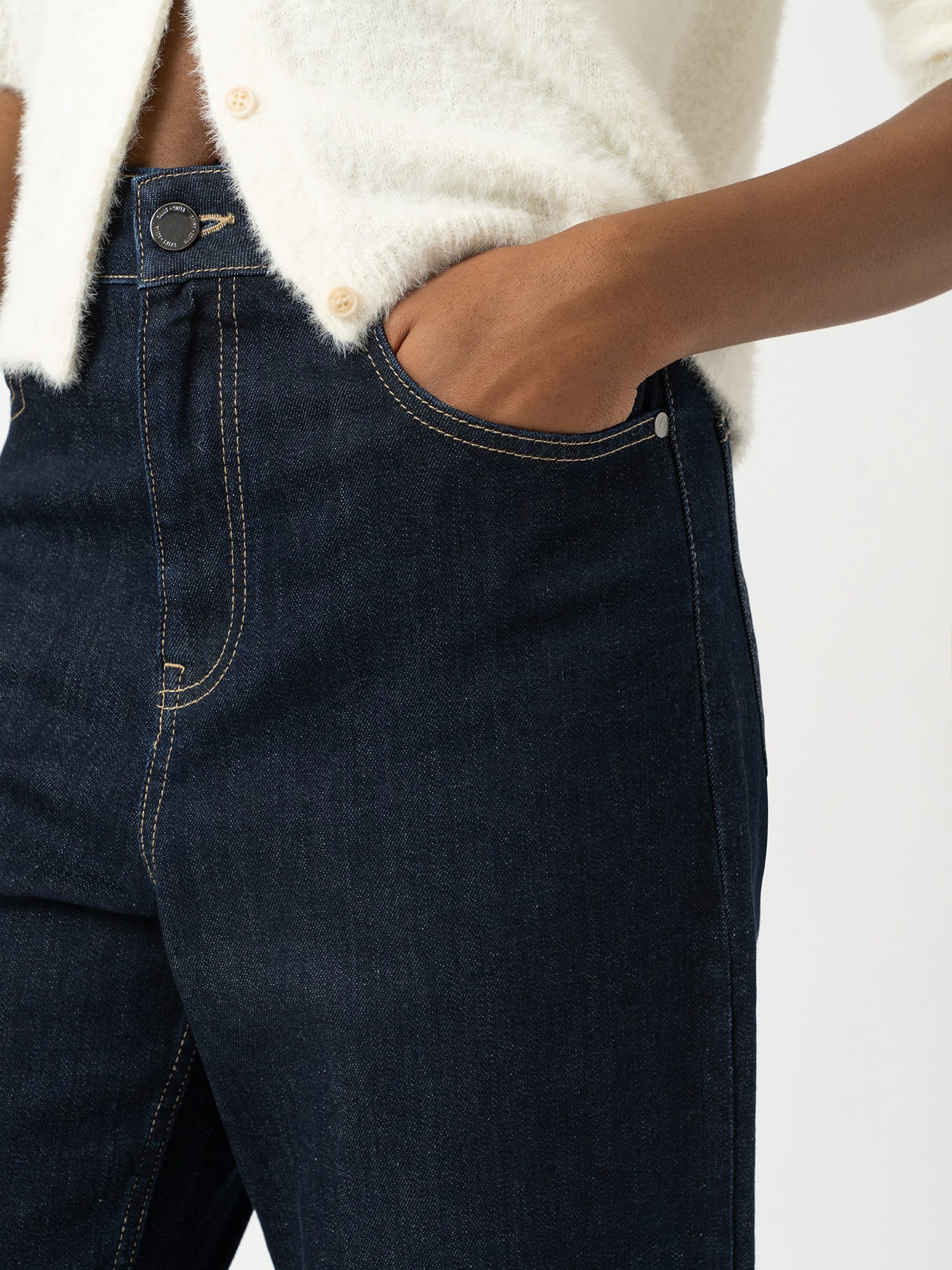 Barrel Leg Jean - Indigo - Women's Jeans | Saint and Sofia® UK