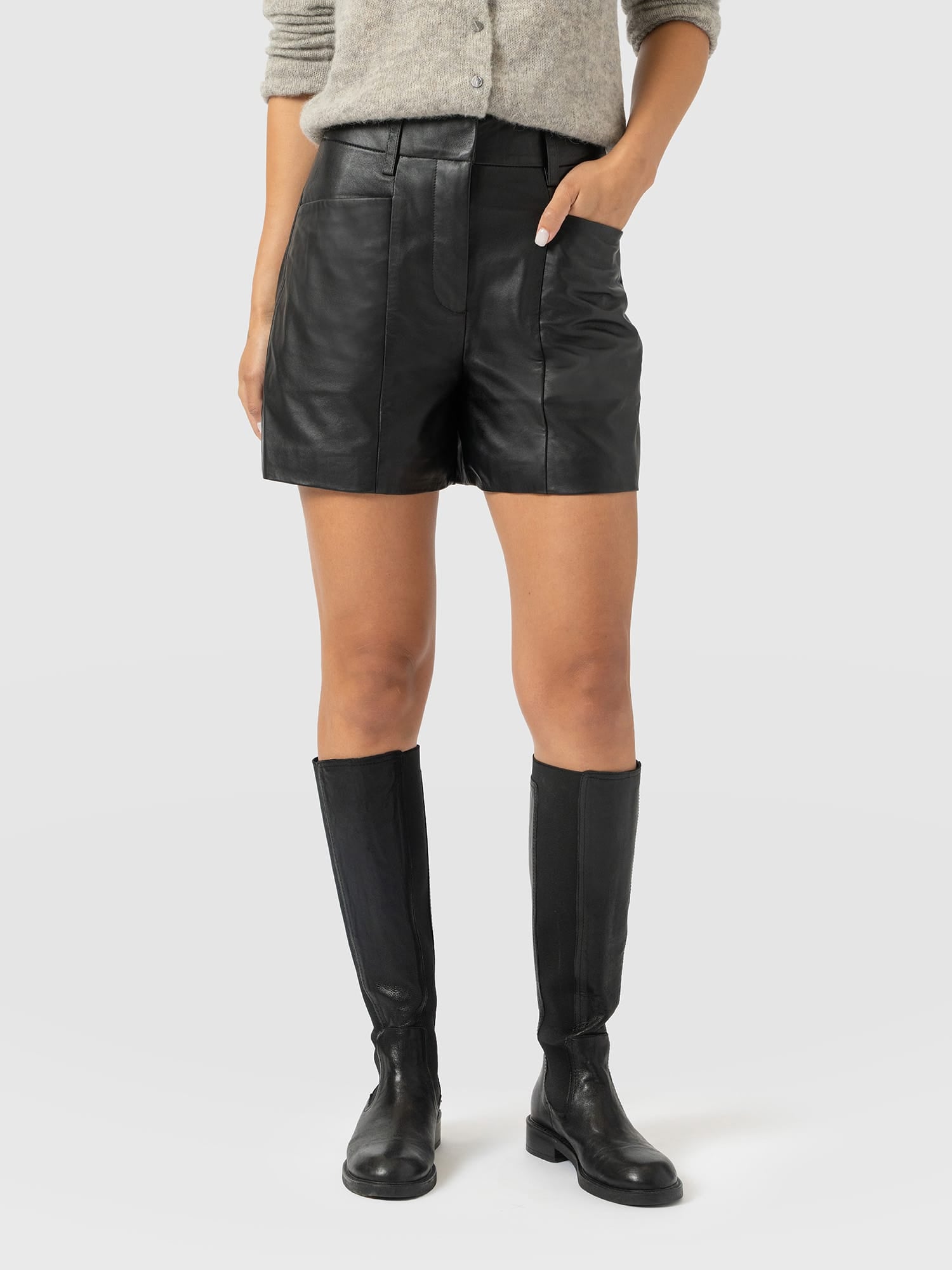 Bonham Leather Short Black - Women's Shorts | Saint and Sofia® UK