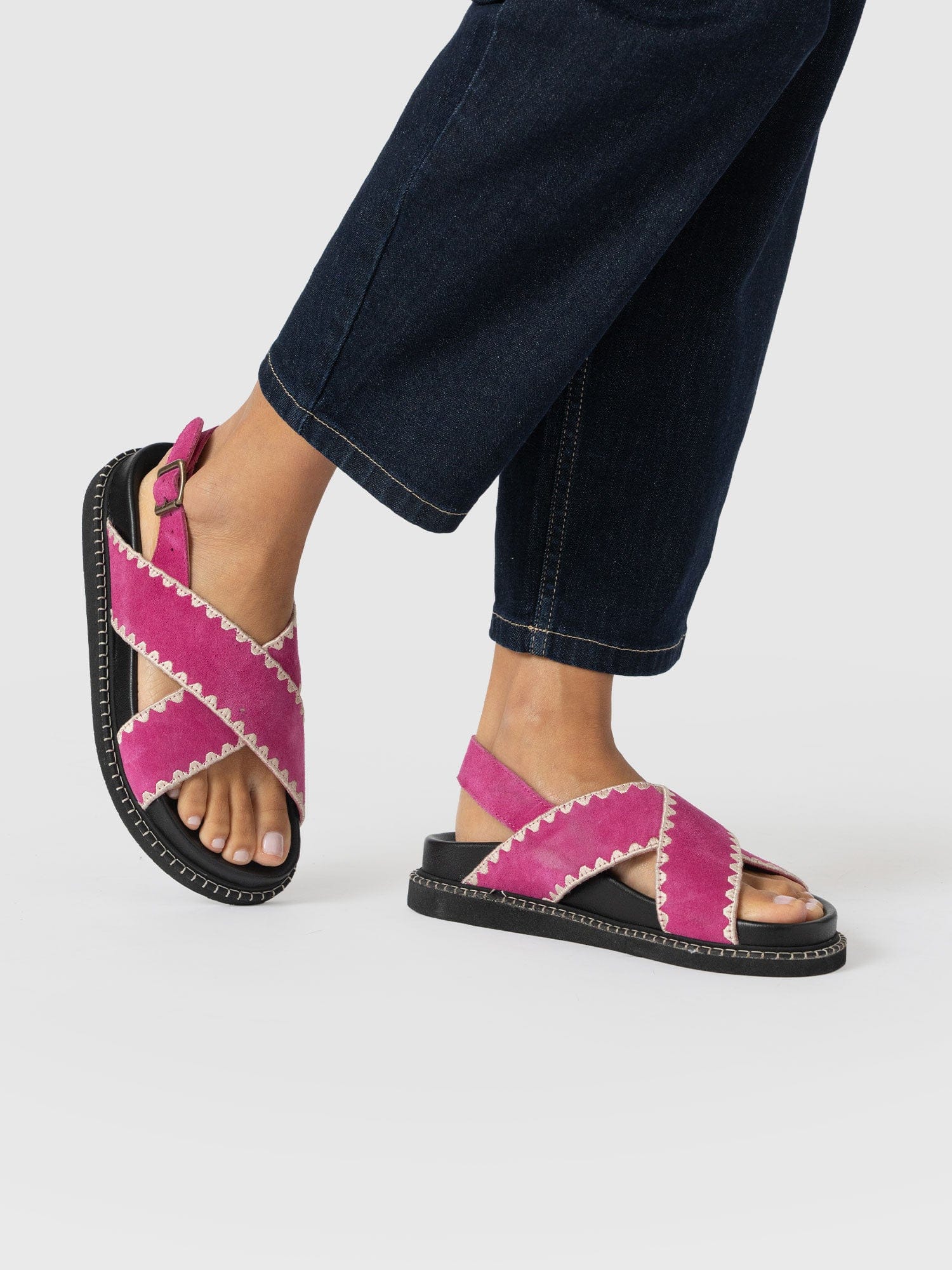 Bonnie Cross Over Sandals - Pink Suede - Women's Shoes | Saint + Sofia® UK