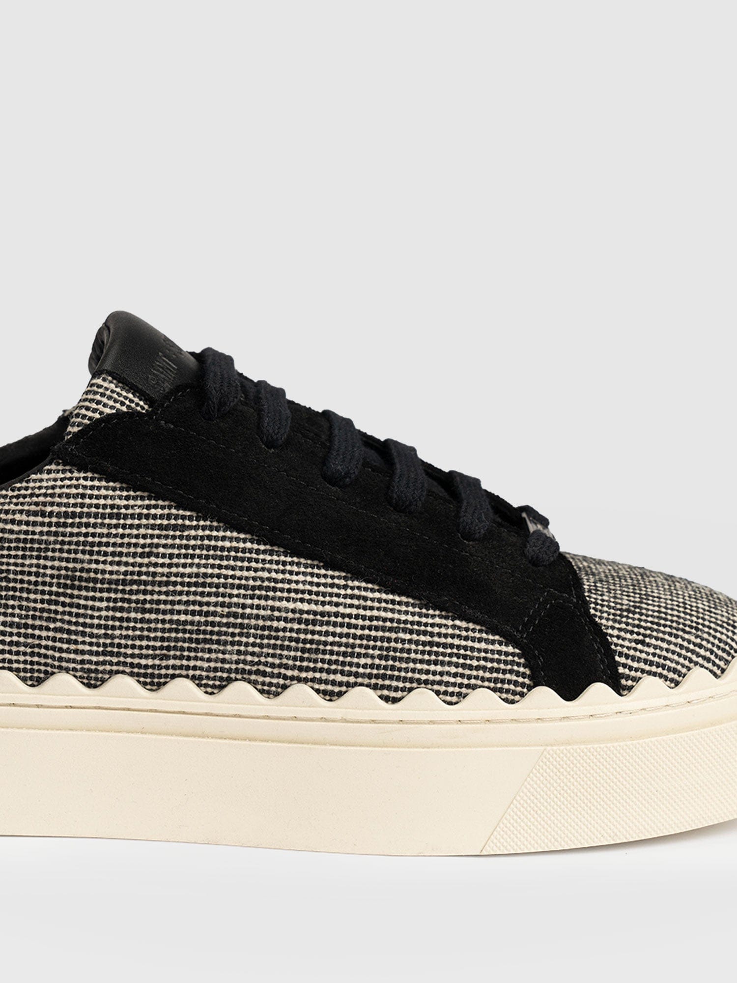 Brook Scallop Trainer - Black Linen