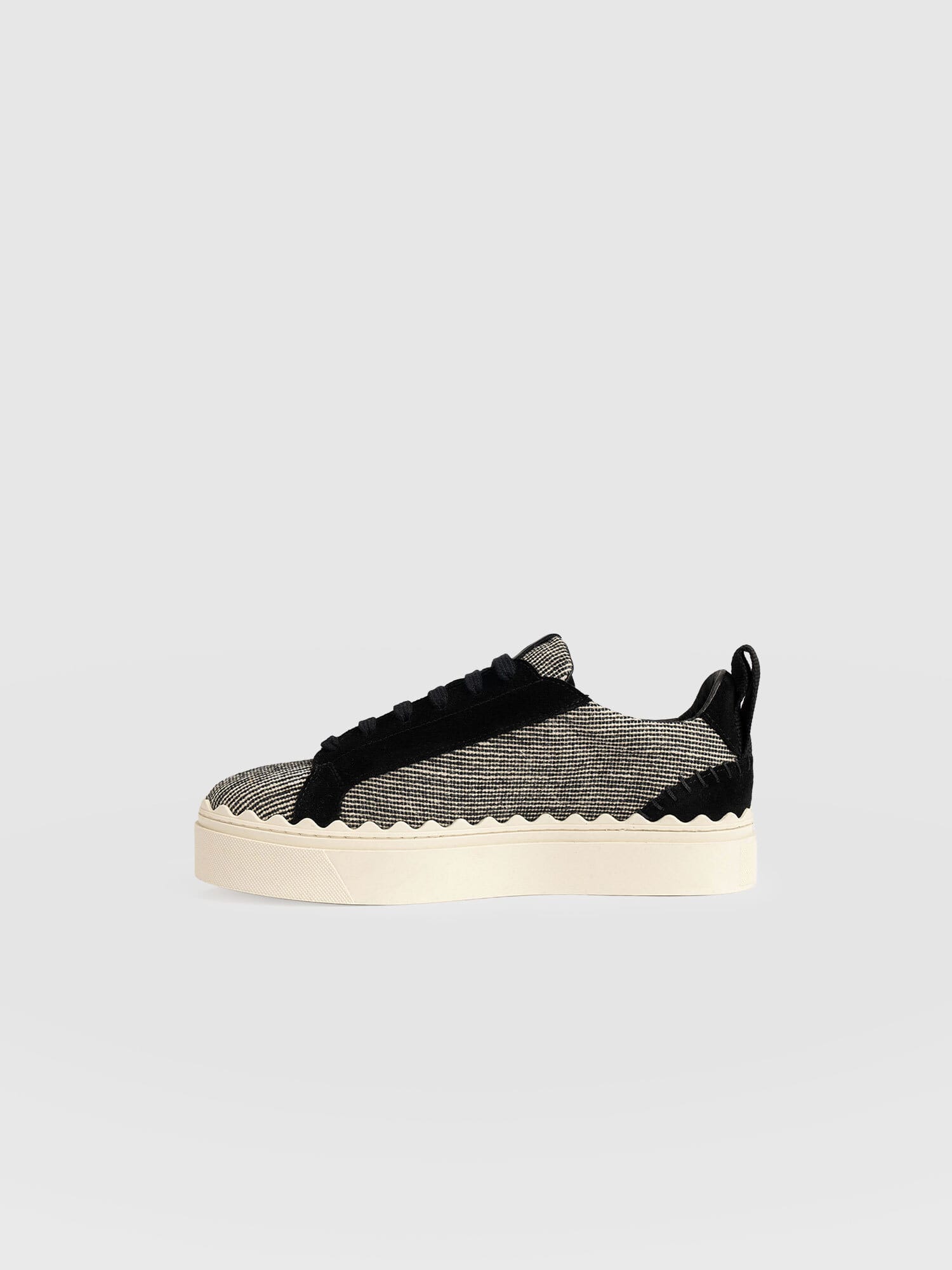 Brook Scallop Trainer - Black Linen