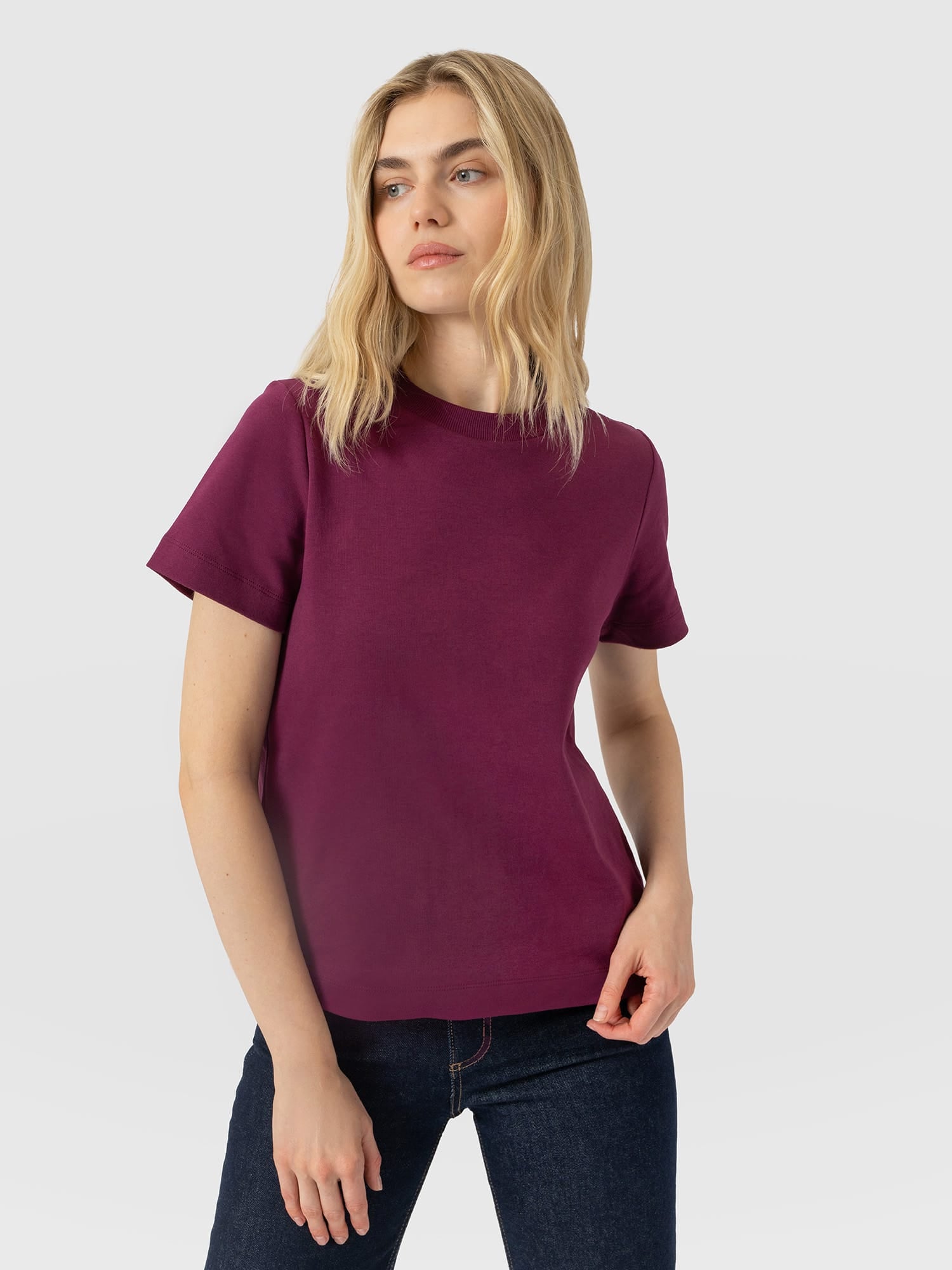 Chelsea Crew Neck Tee - Plum - Women's T-shirts | Saint and Sofia® UK