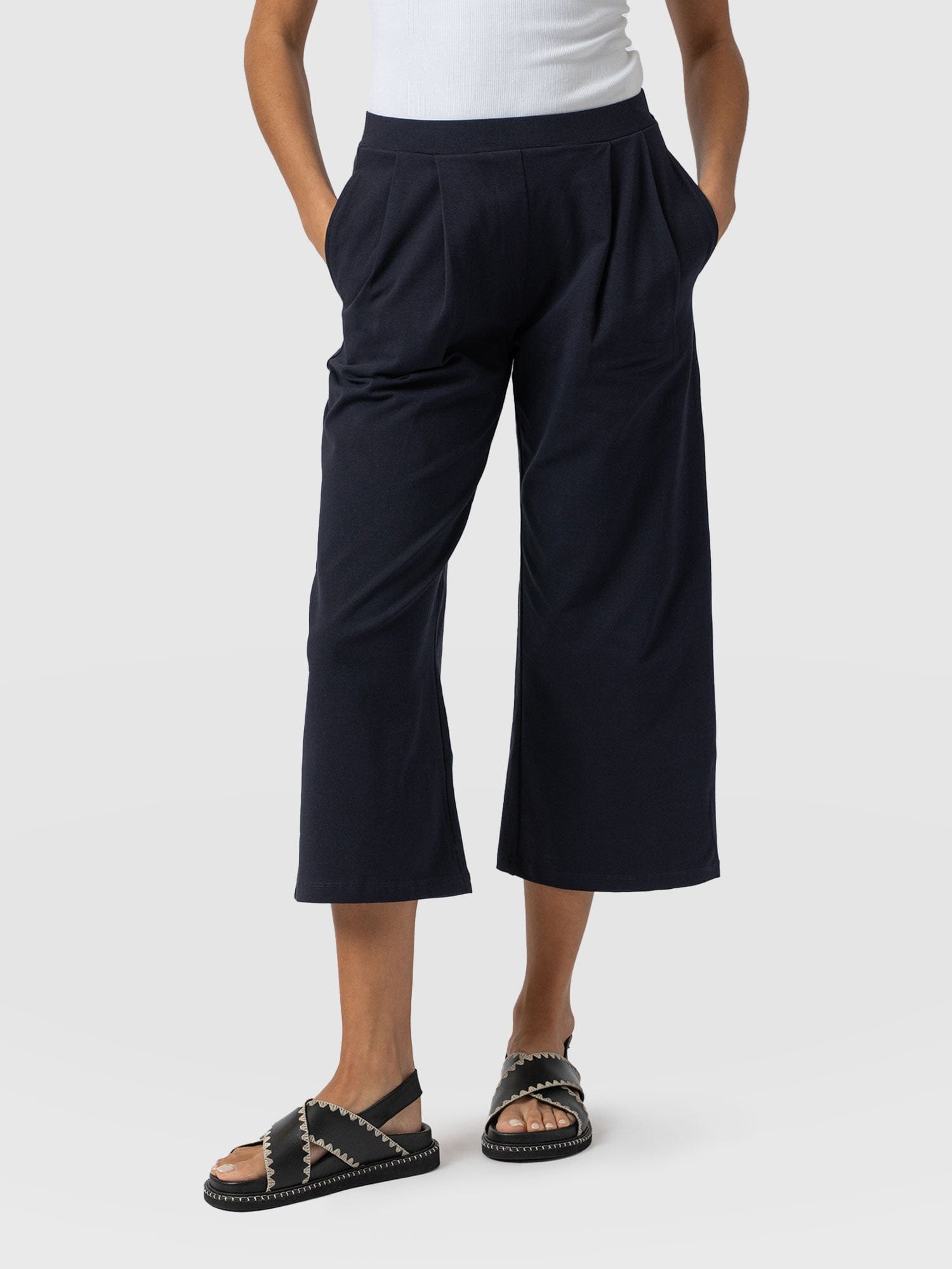 City Culotte Navy - Women's Culottes | Saint + Sofia® UK