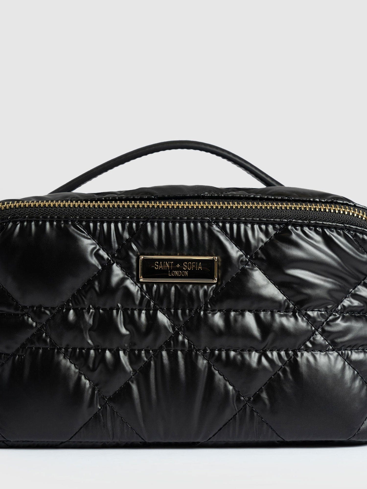 Cosmetic & Wash Bag - Women's Travel Accessories | Saint + Sofia® UK