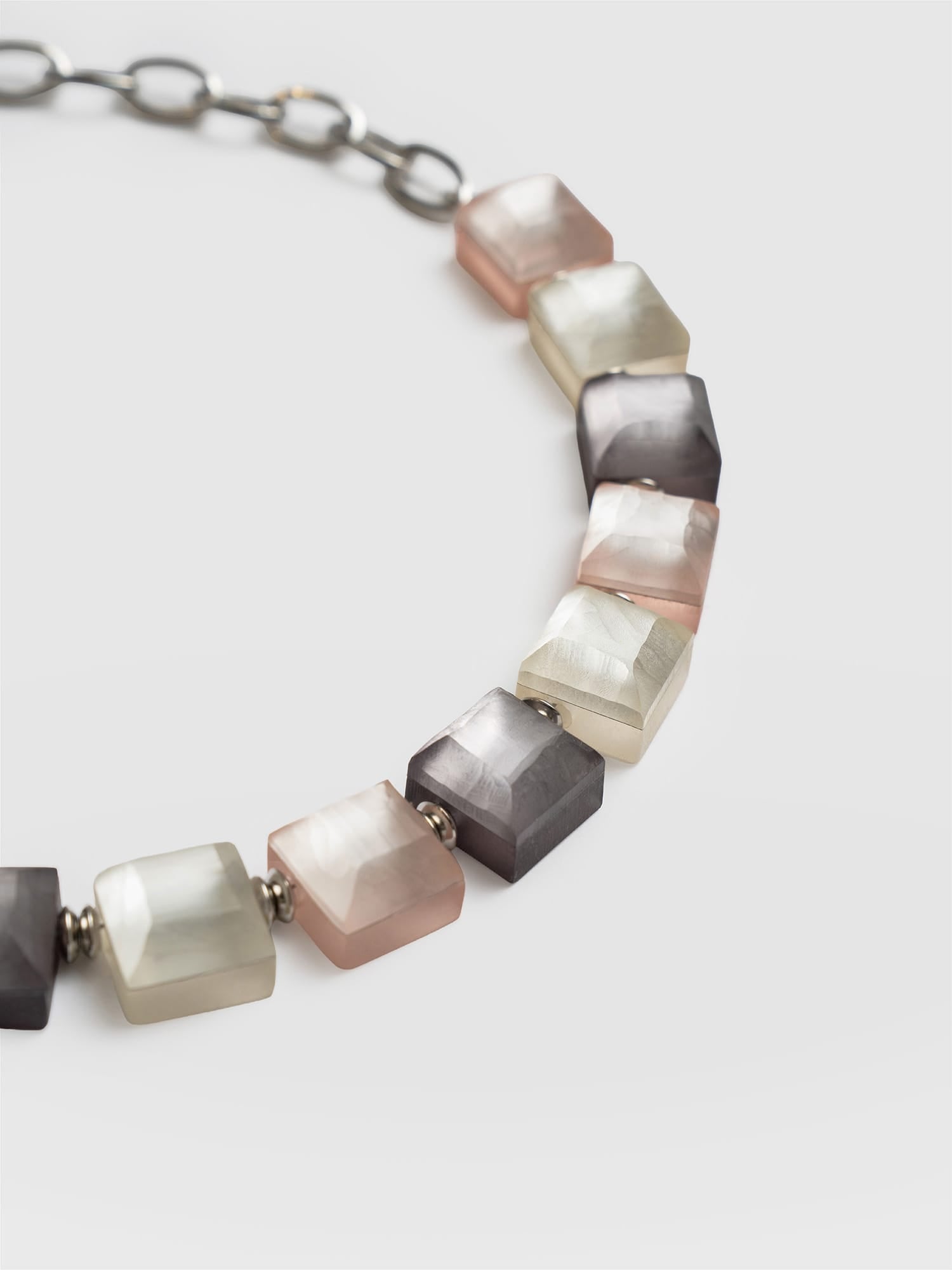 Cube Beaded Necklace - Champagne - Women's Jewellerys | Saint and Sofia® UK