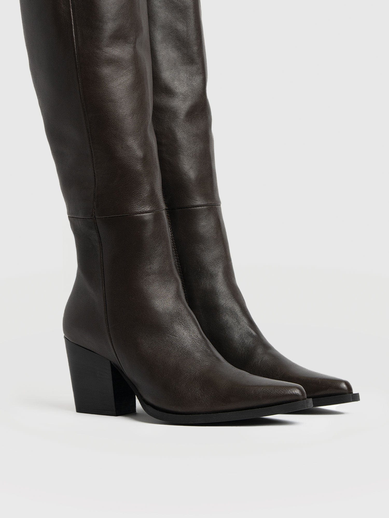 Dallas Knee High Boot - Chocolate