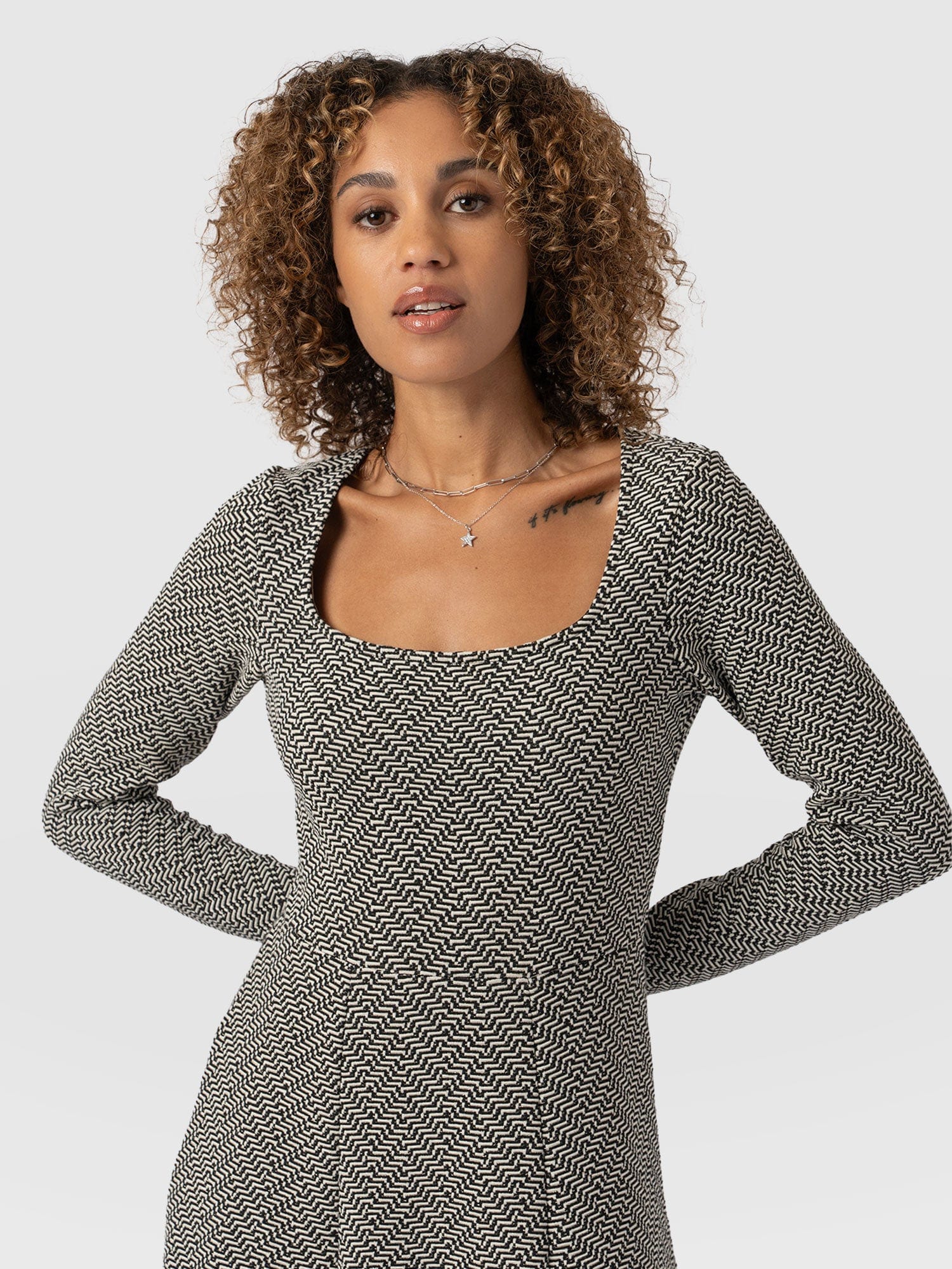 Darcey Flared Dress Cream Lurex - Women's Dresses | Saint + Sofia® UK