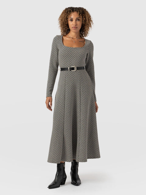 Darcey Flared Dress Cream Lurex - Women's Dresses | Saint + Sofia® UK