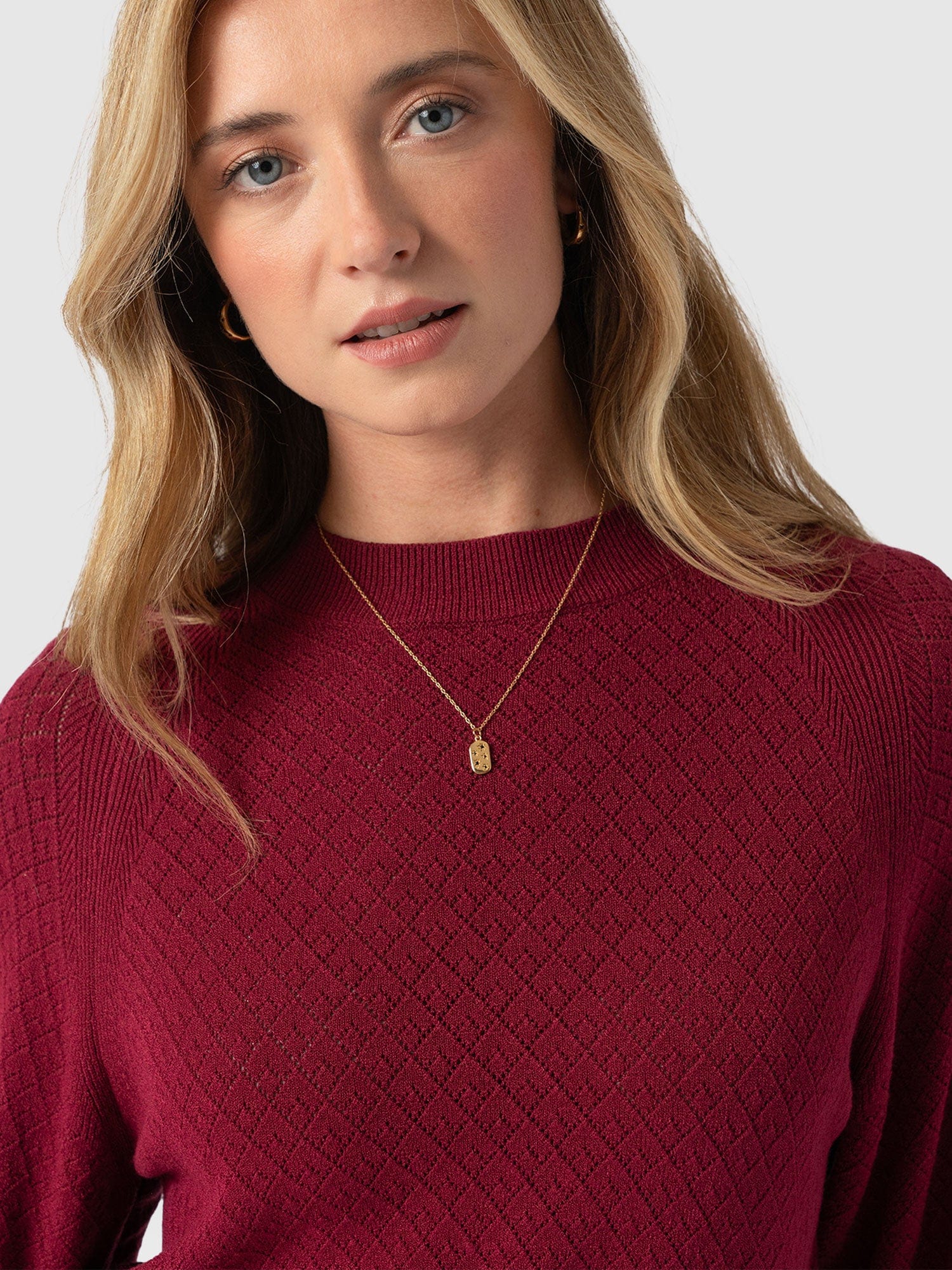 Diamond Knit Jumper Deep Pink - Women's Jumpers | Saint + Sofia® UK