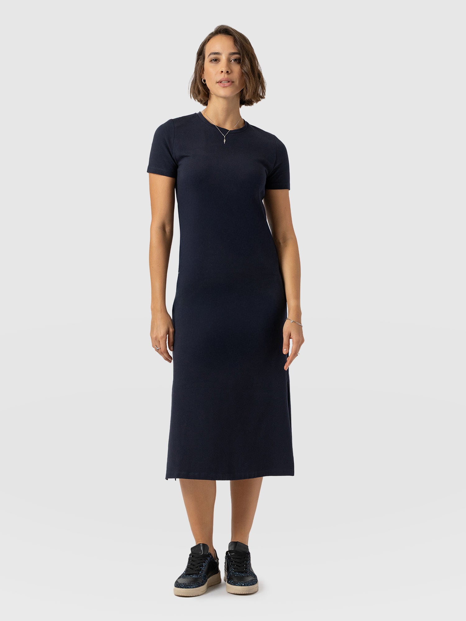 Easy T-Shirt Midi Dress - Navy - Women's Dresss | Saint + Sofia® UK
