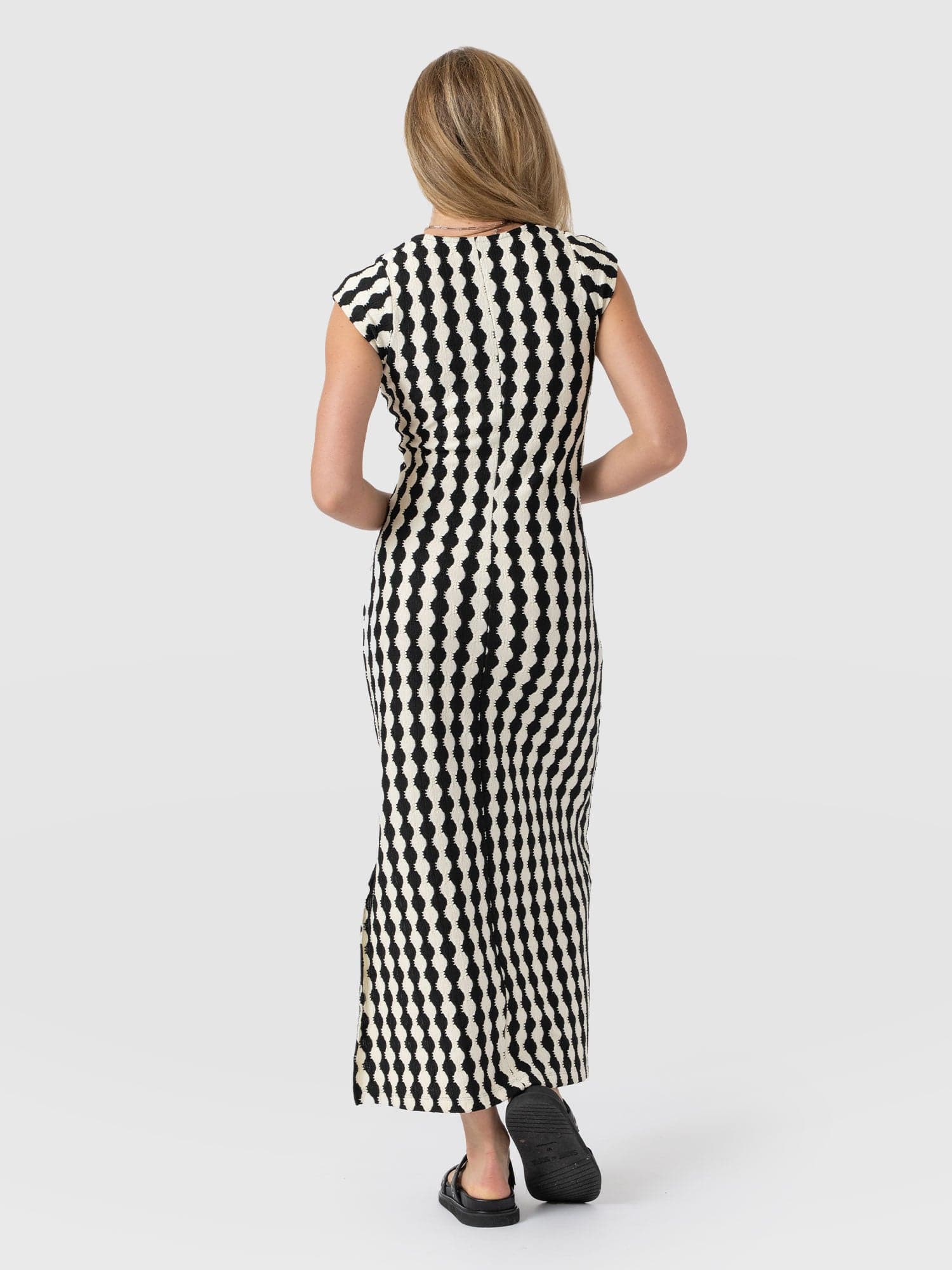 Elise Scoop Neck Midaxi Dress - Black/Cream