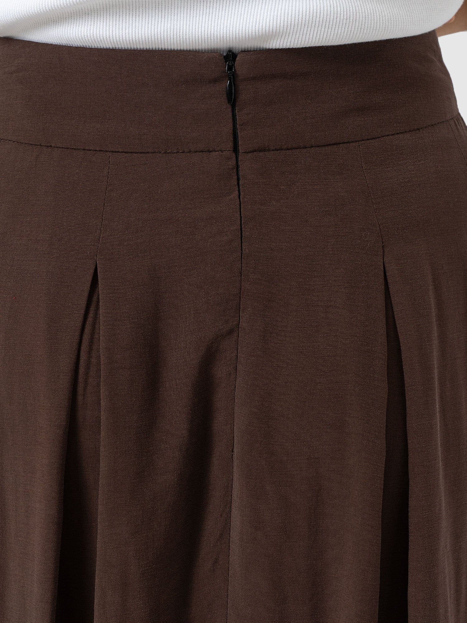 Eliza Pleated Skirt - Brown
