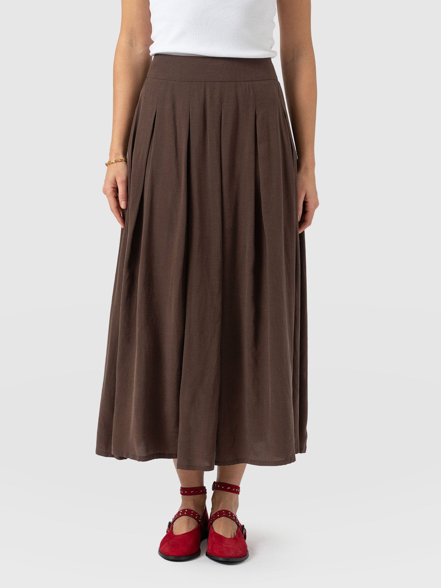 Eliza Pleated Skirt - Brown