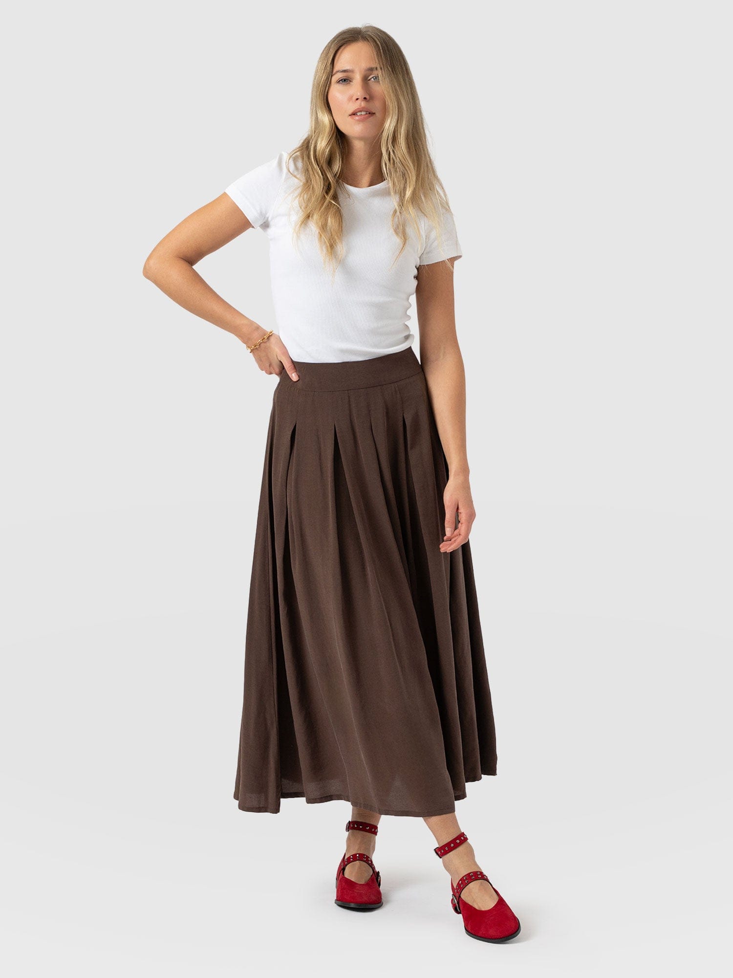 Eliza Pleated Skirt - Brown