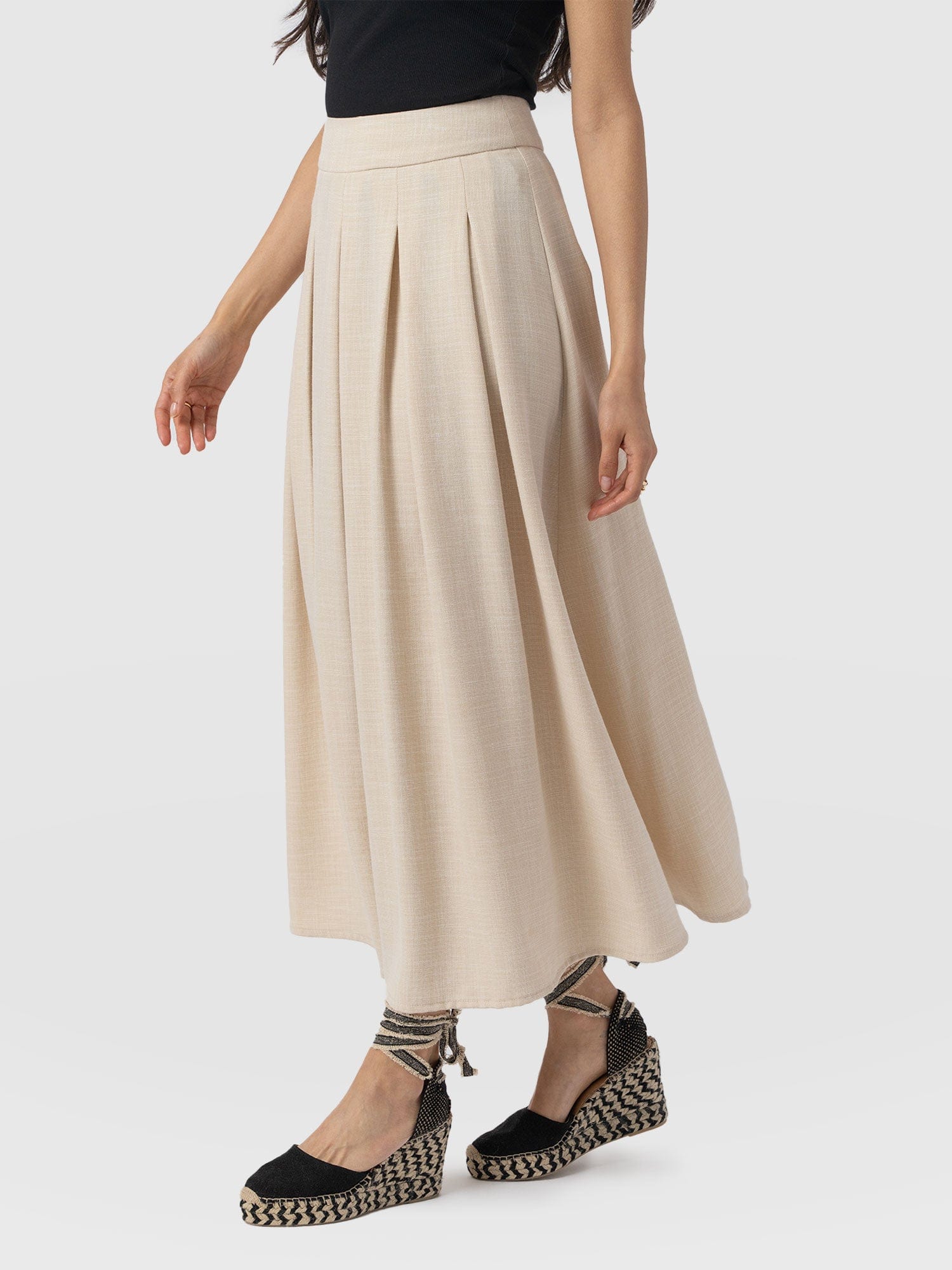 Eliza Pleated Skirt - Cream - Women's Skirts | Saint + Sofia® UK