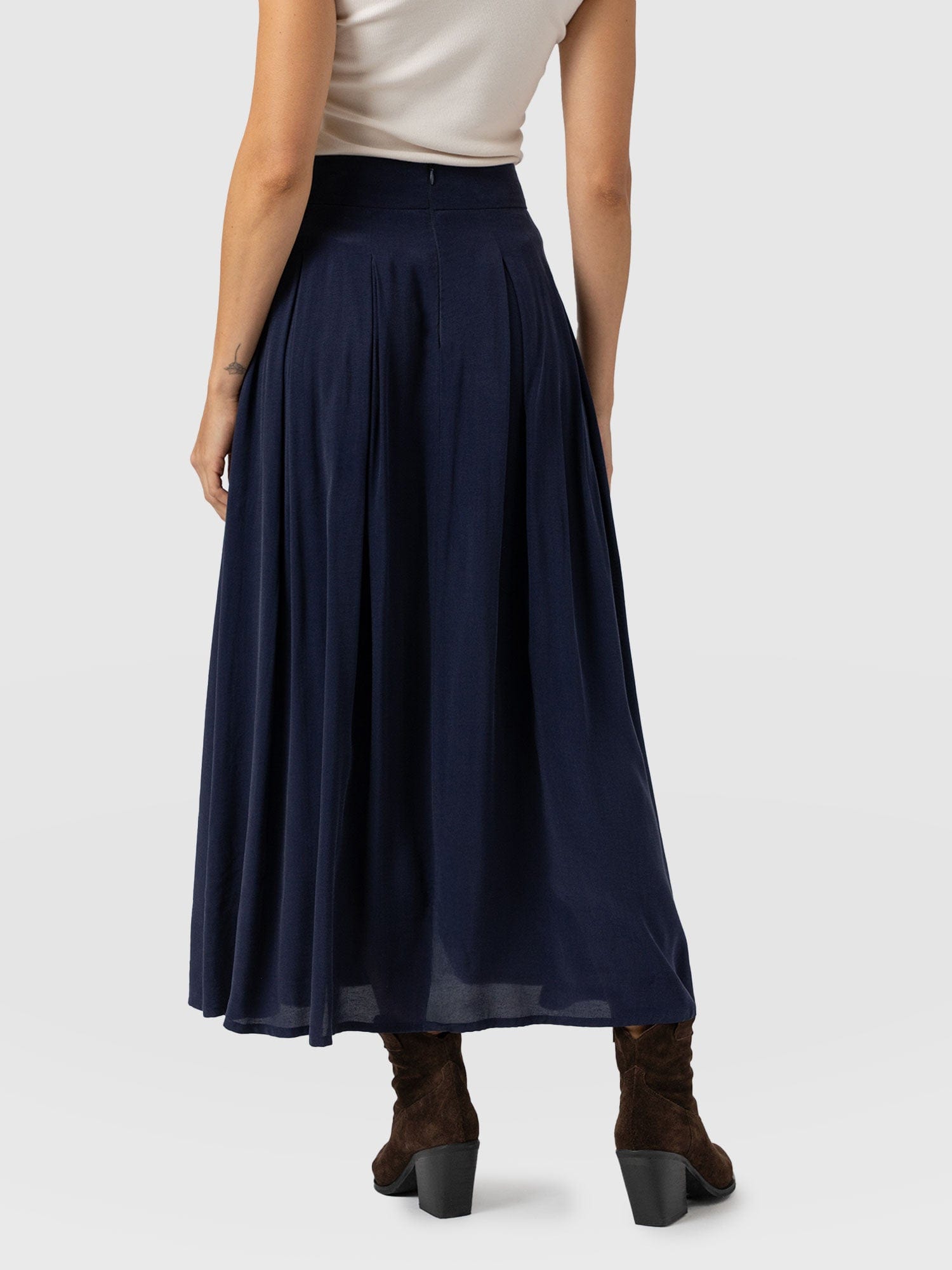Eliza Pleated Skirt - Navy
