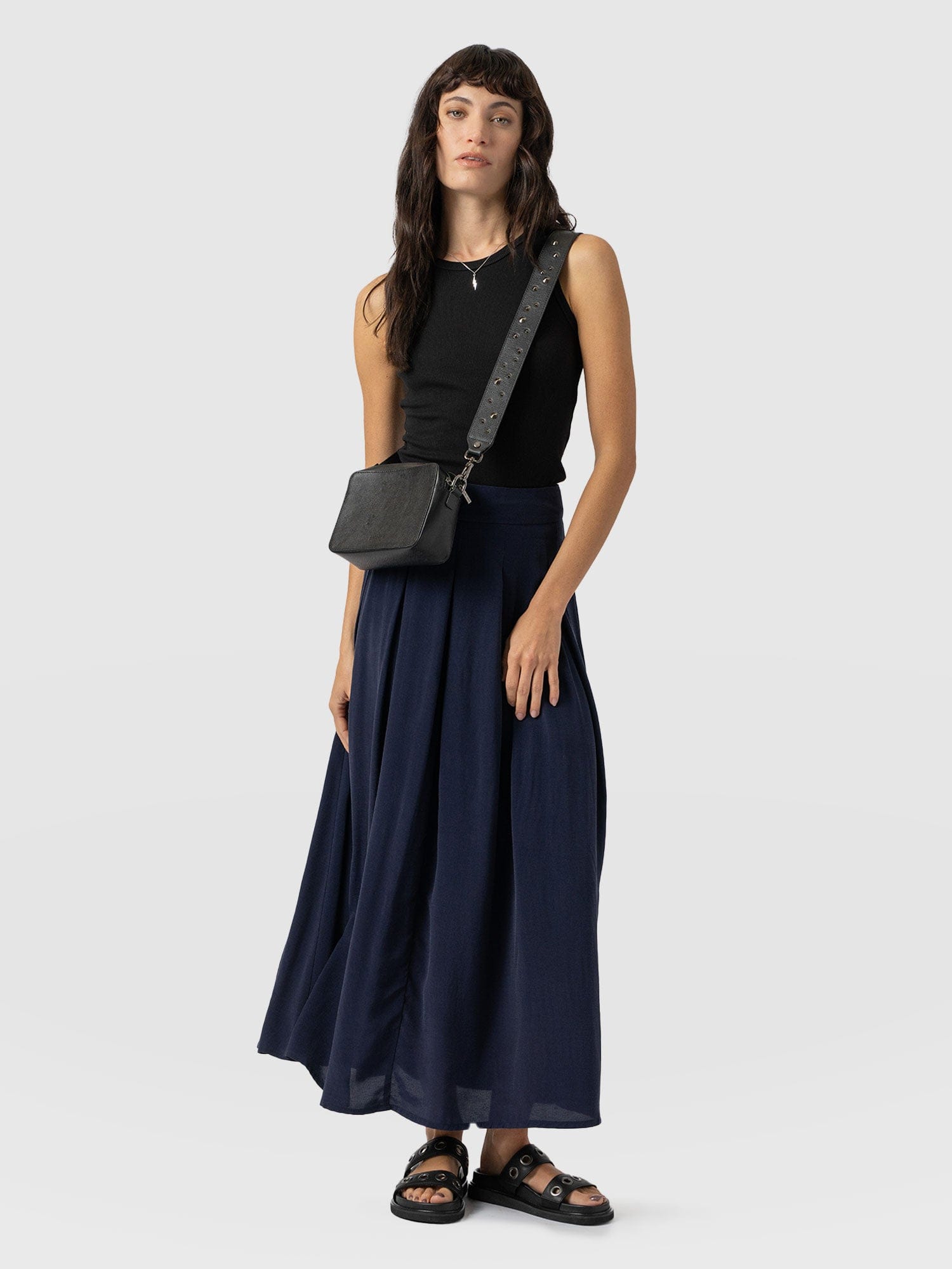 Eliza Pleated Skirt Navy - Women's Skirts | Saint + Sofia® UK