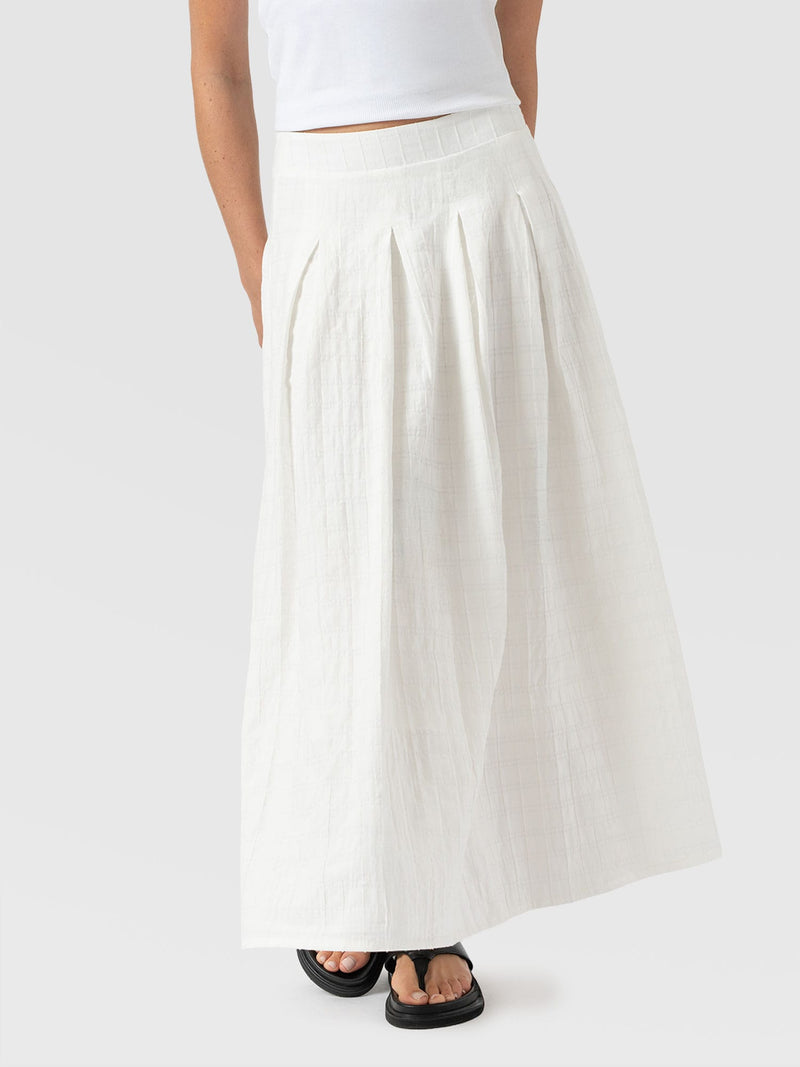 Eliza Pleated Skirt - White Textured - Women's Skirts | Saint + Sofia® UK