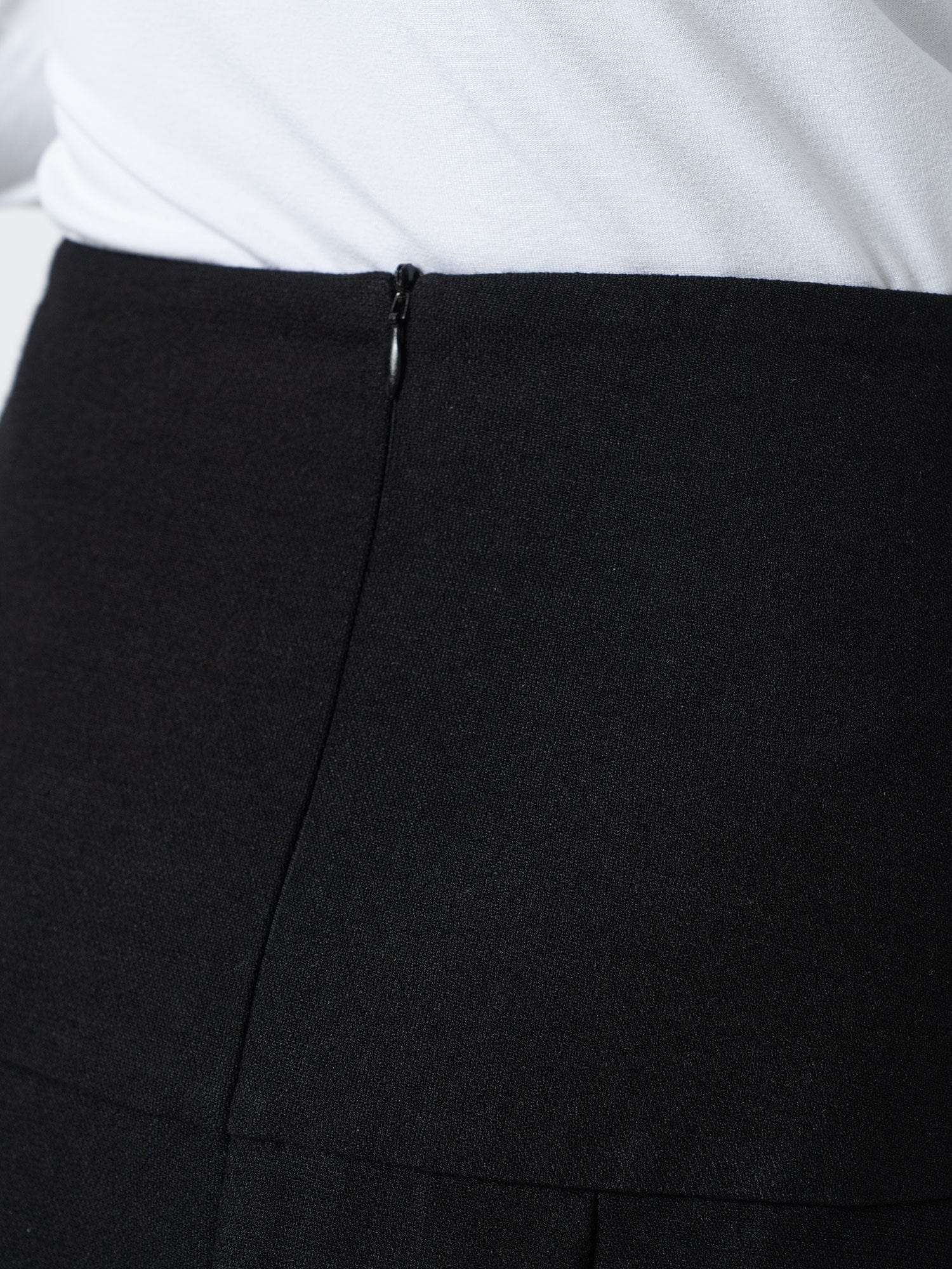 Everly Pleated Skirt - Black