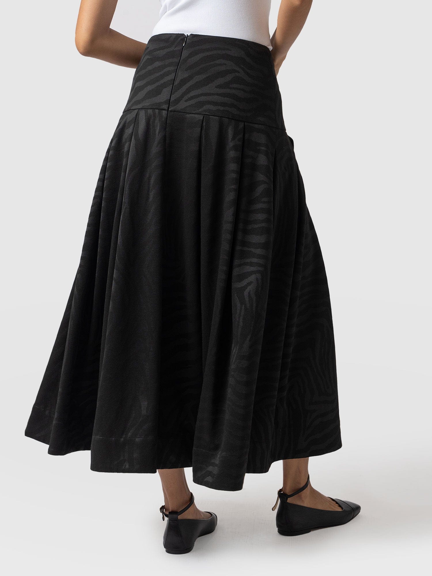 Everly Pleated Skirt - Black Zebra
