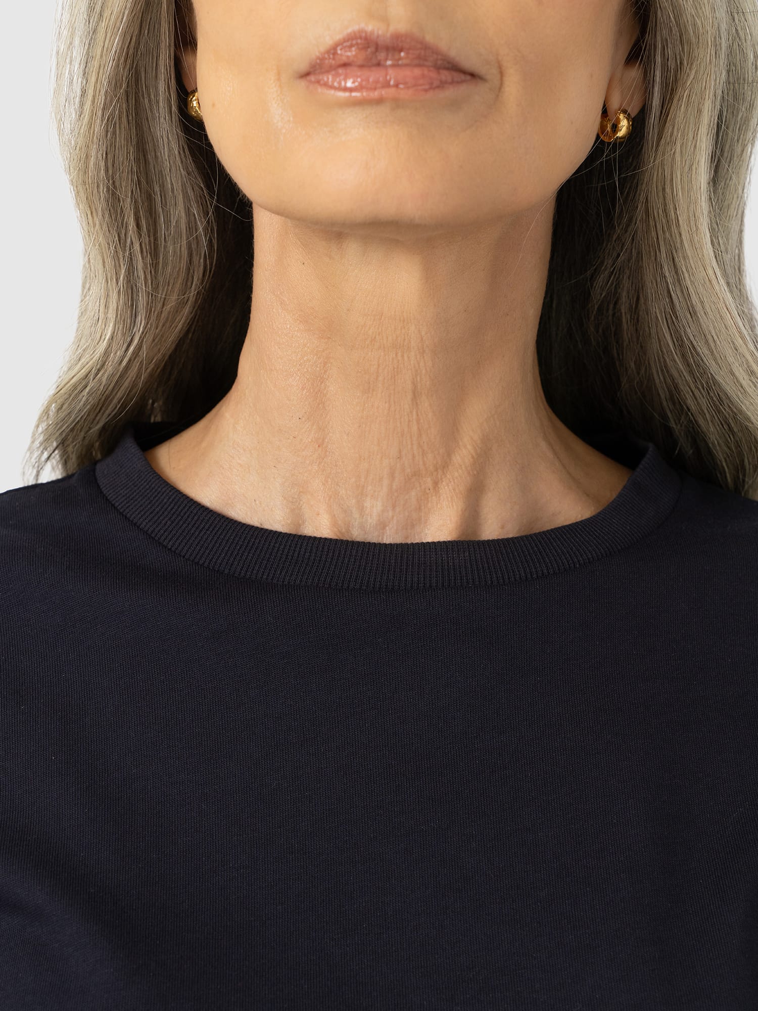 Finsbury Crew Neck Tee - Navy - Women's T-shirts | Saint and Sofia® UK