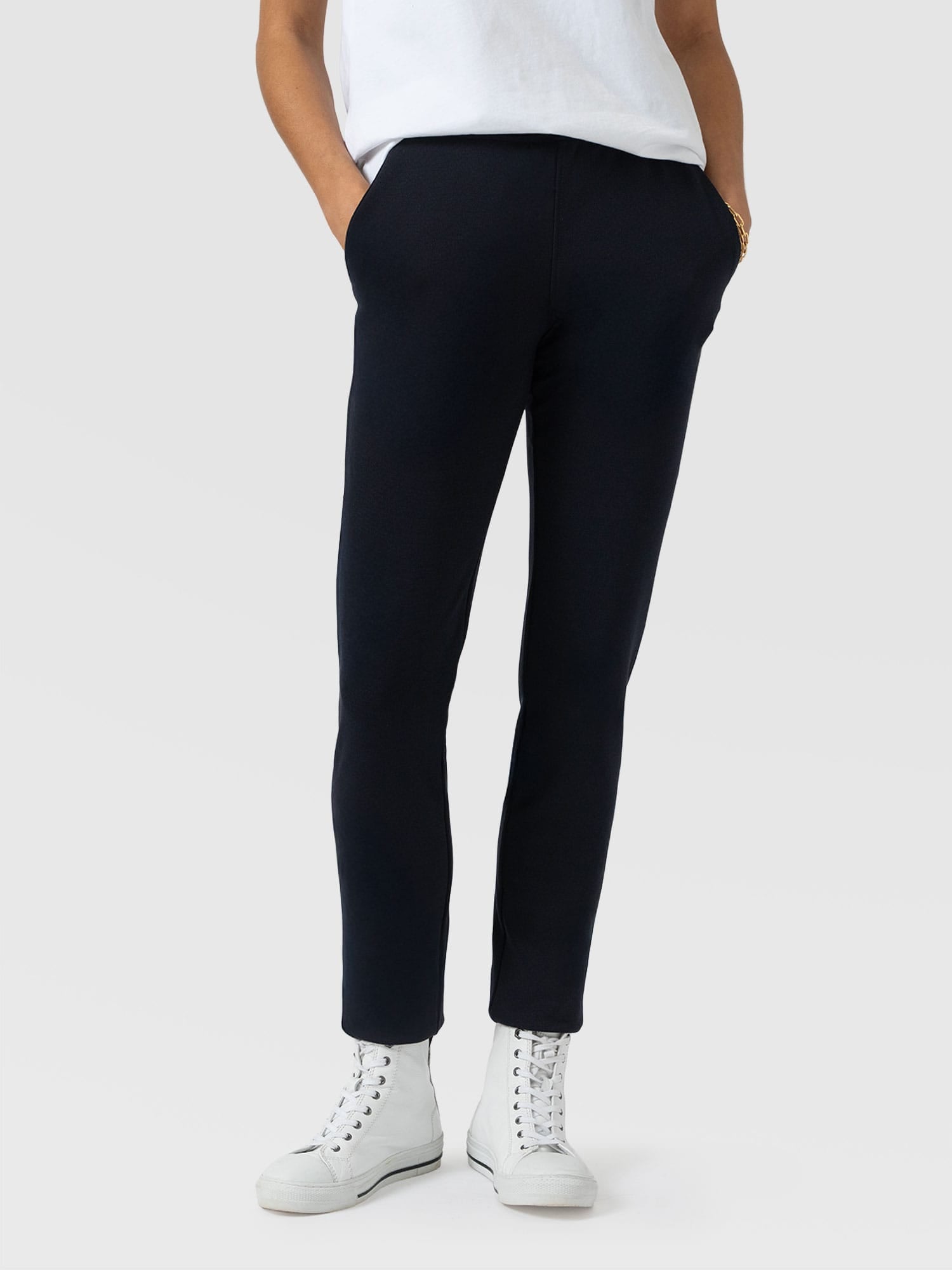 Finsbury Pant Navy - Women's Trousers | Saint + Sofia® UK