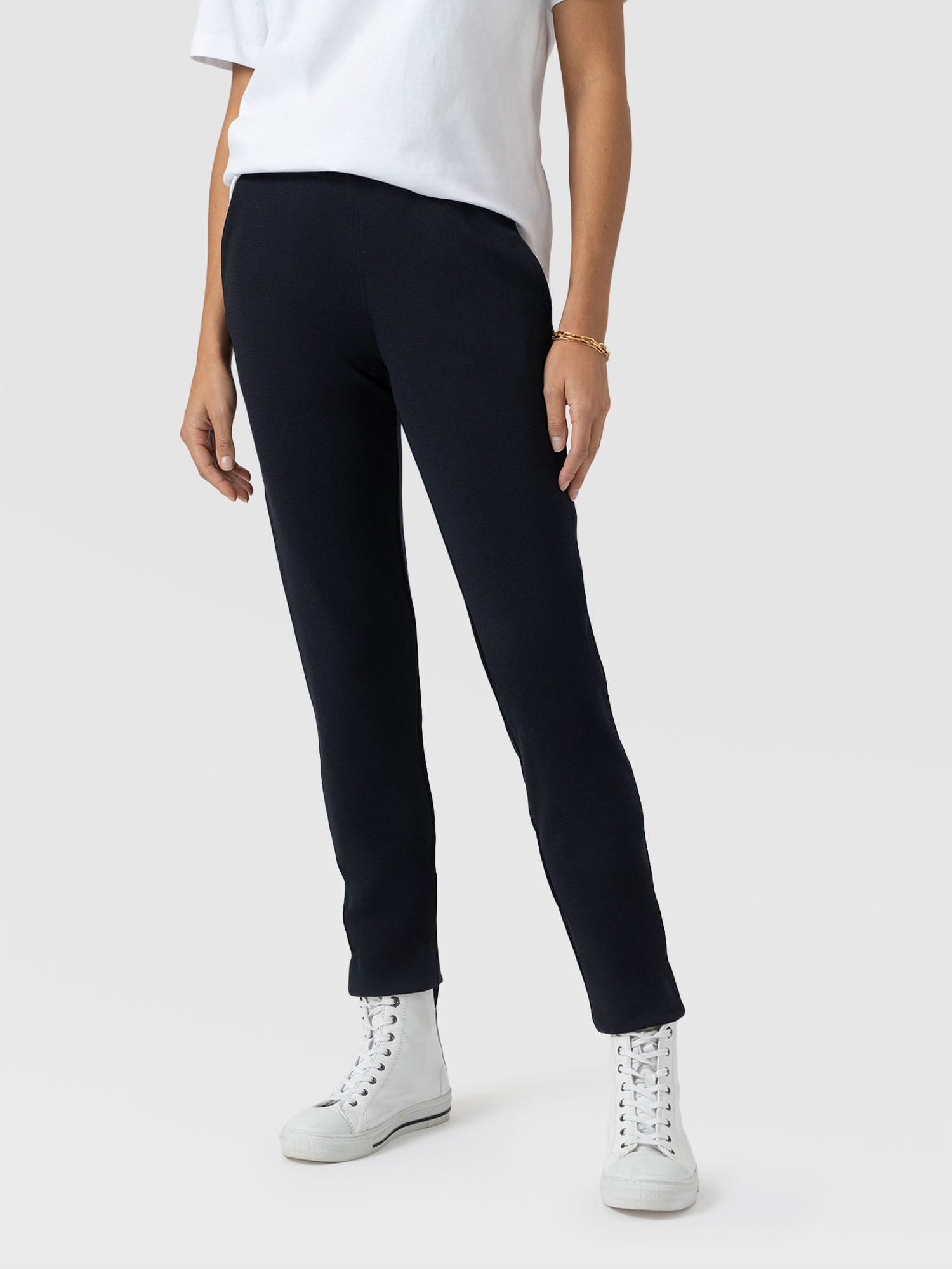 Finsbury Pant Navy - Women's Trousers | Saint + Sofia® UK