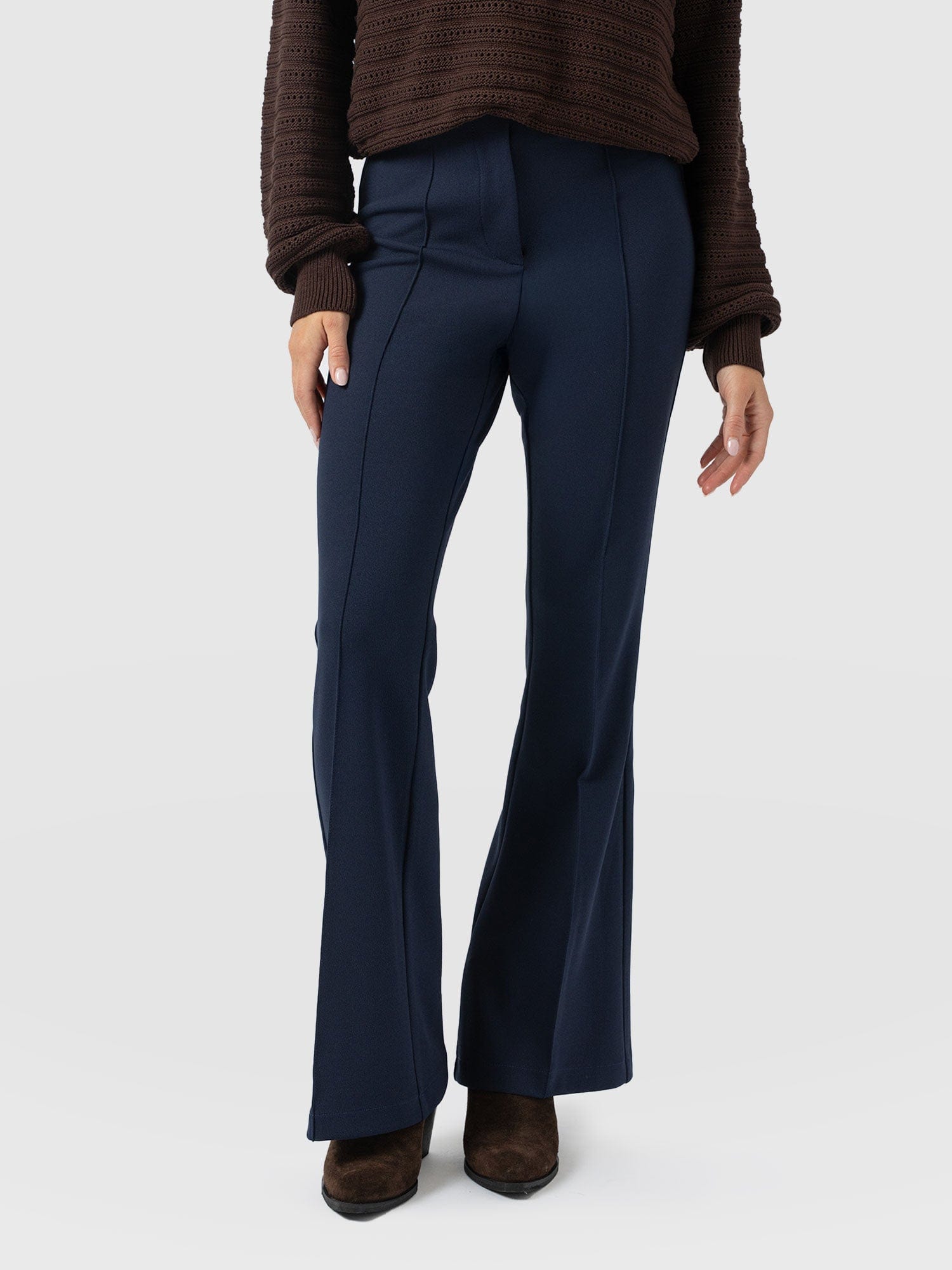Freya Flared Trouser - Navy