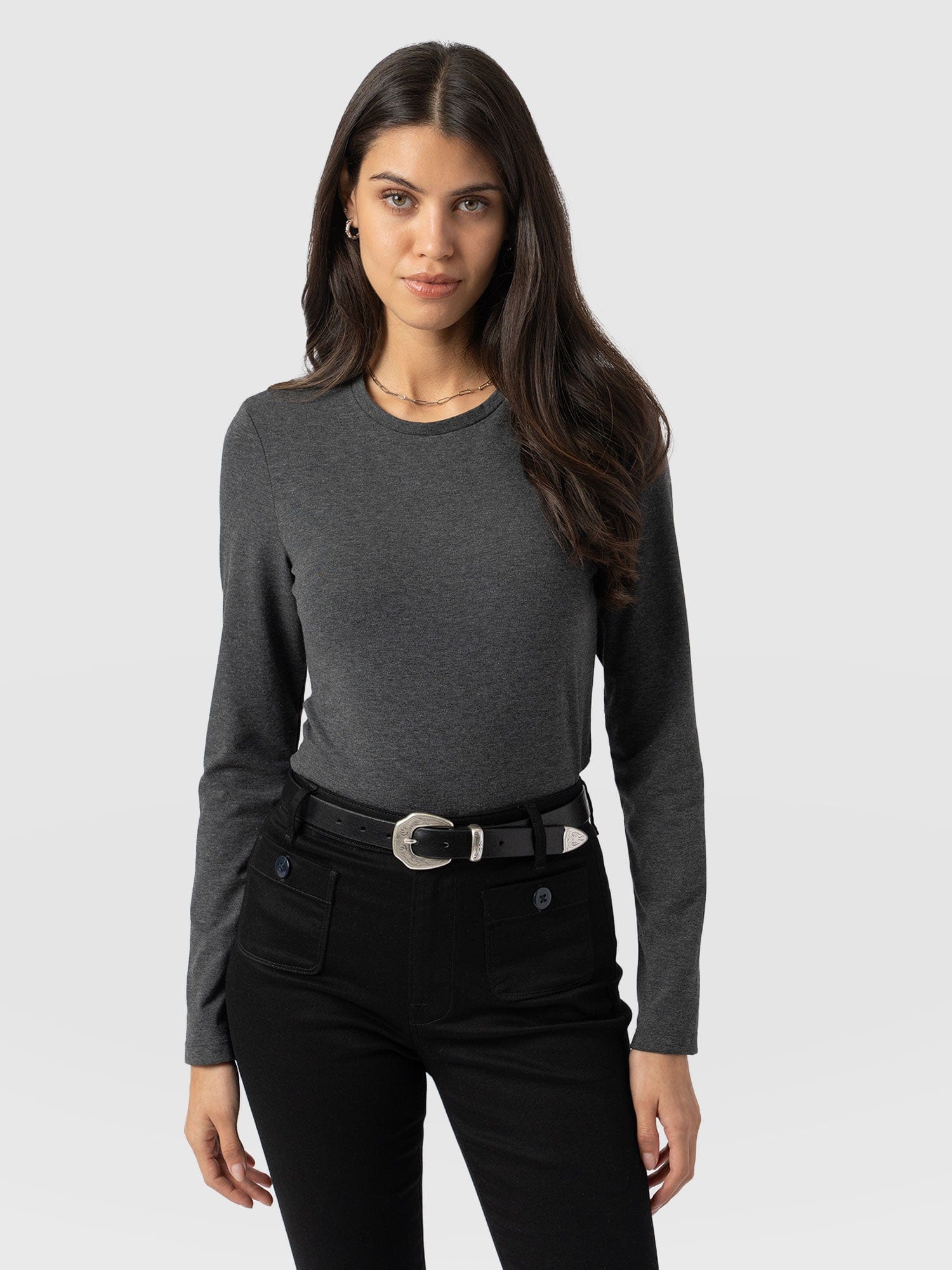 Glen Crew Neck Tee Charcoal - Women's Tops | Saint + Sofia® UK