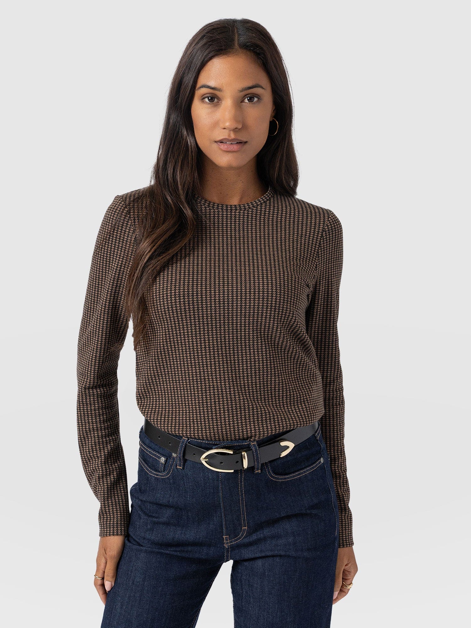 Glen Crew Neck Tee Long Sleeve - Brown Mini Houndstooth - Women's T-shirts | Saint and Sofia® UK