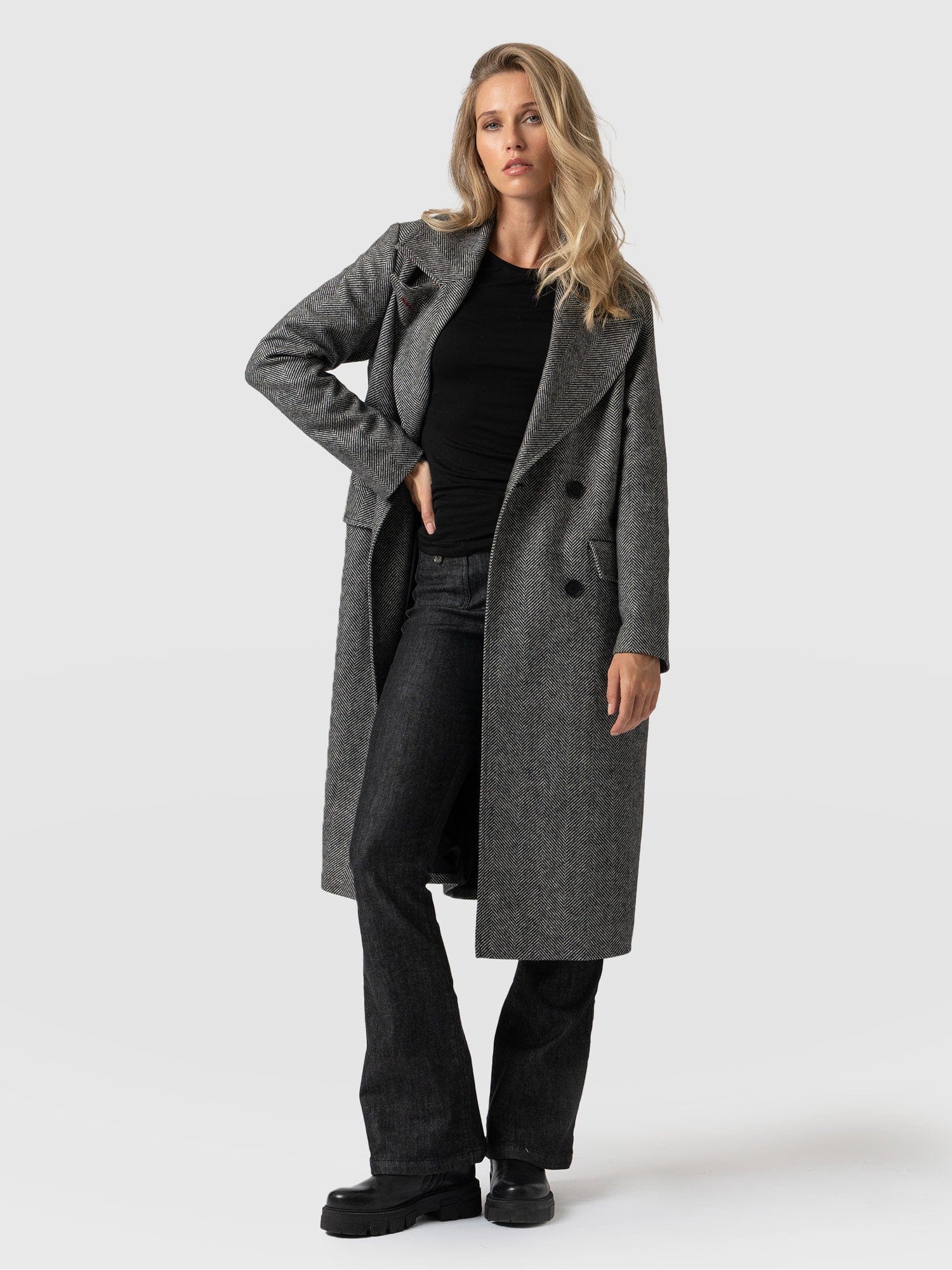 Hampton Coat Monochrome Chevron - Women's Coats | Saint + Sofia® UK