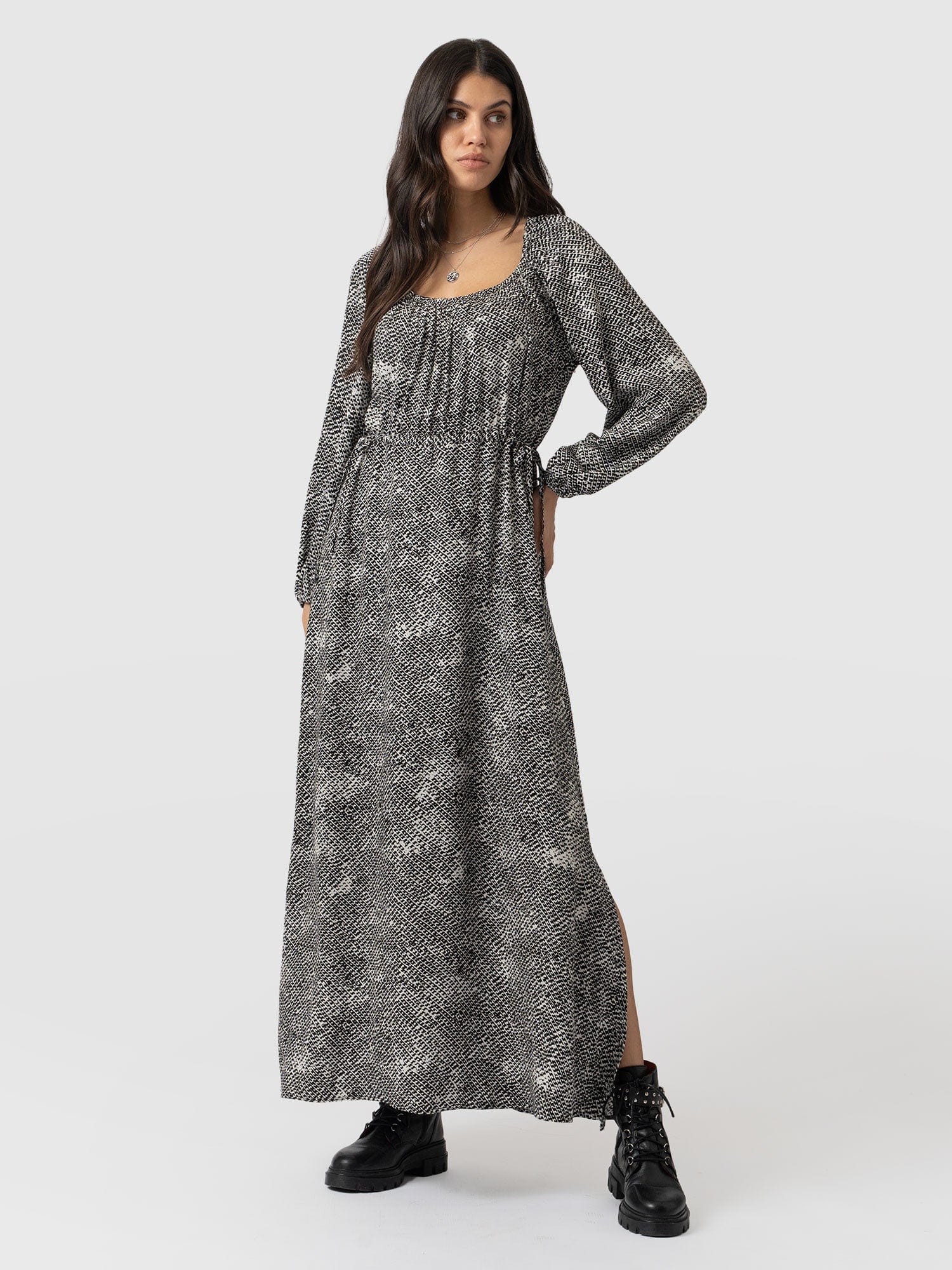 Henrietta Dress Monochrome Gothica - Women's Dresses | Saint + Sofia® UK
