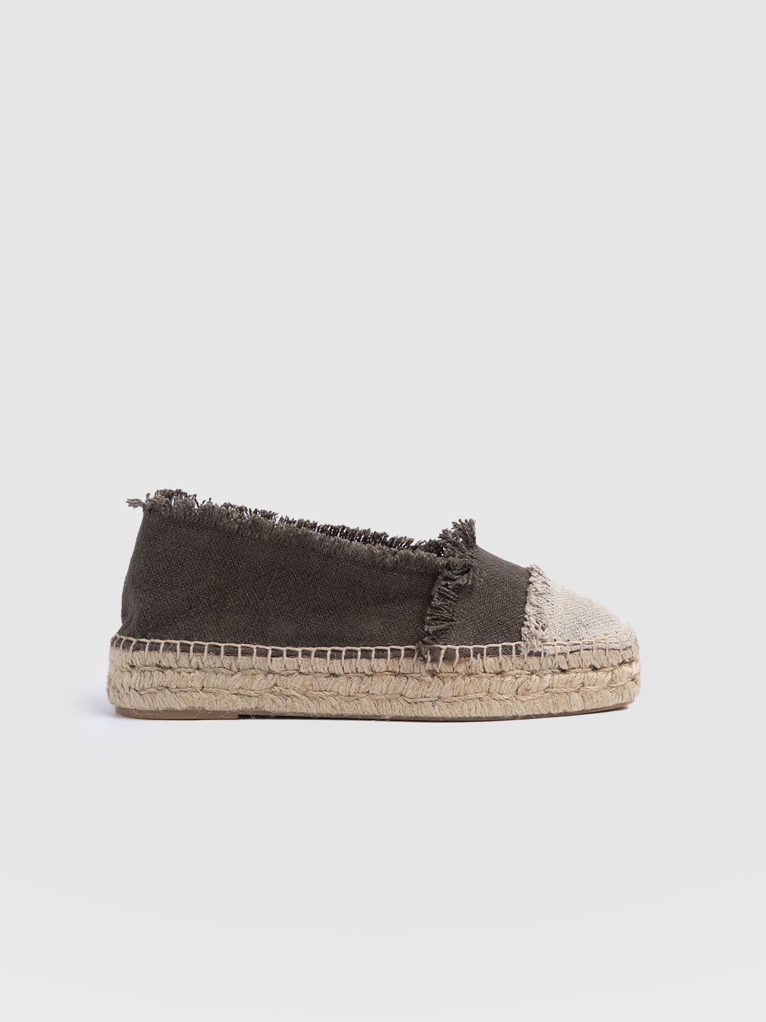 Ivy Frayed Espadrille Pumps - Khaki