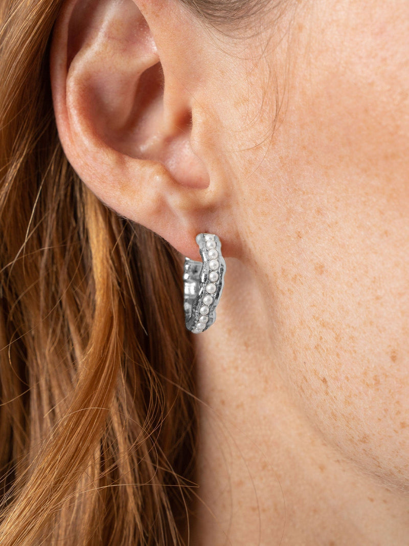 Jacqueline Molten Pearl Hoop Earrings - Silver
