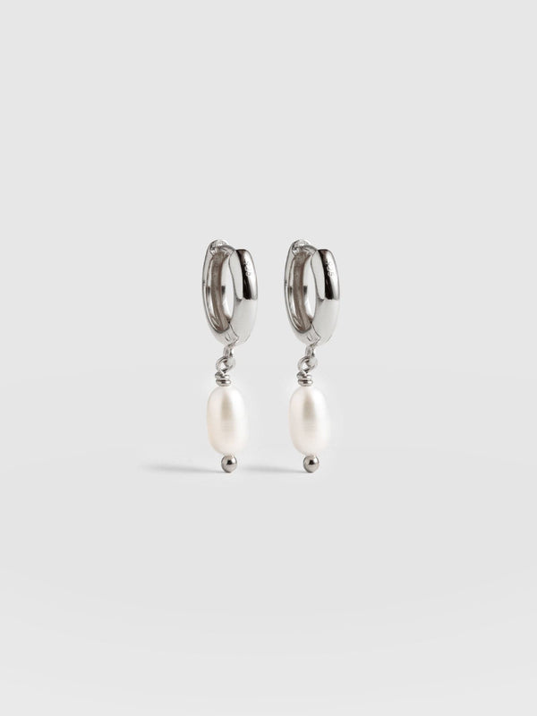 Jacqueline Pearl Huggie Earrings - Silver