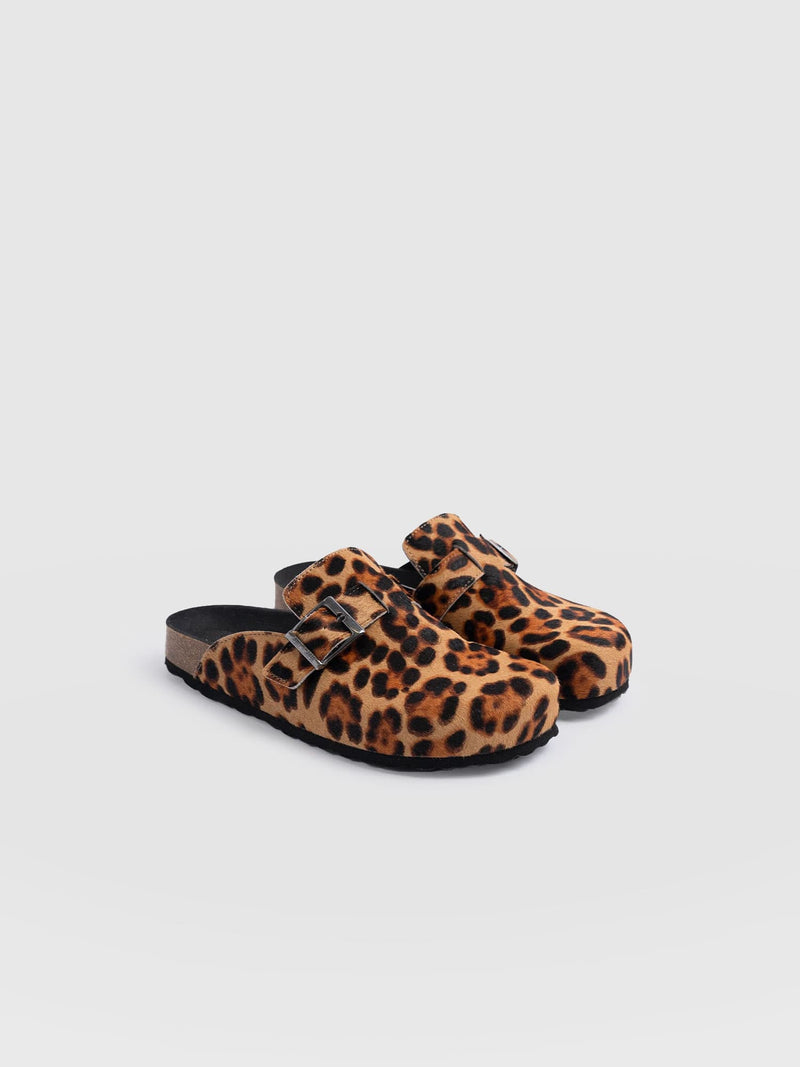 Jude Clogs Leopard - Women's Shoes | Saint + Sofia® UK