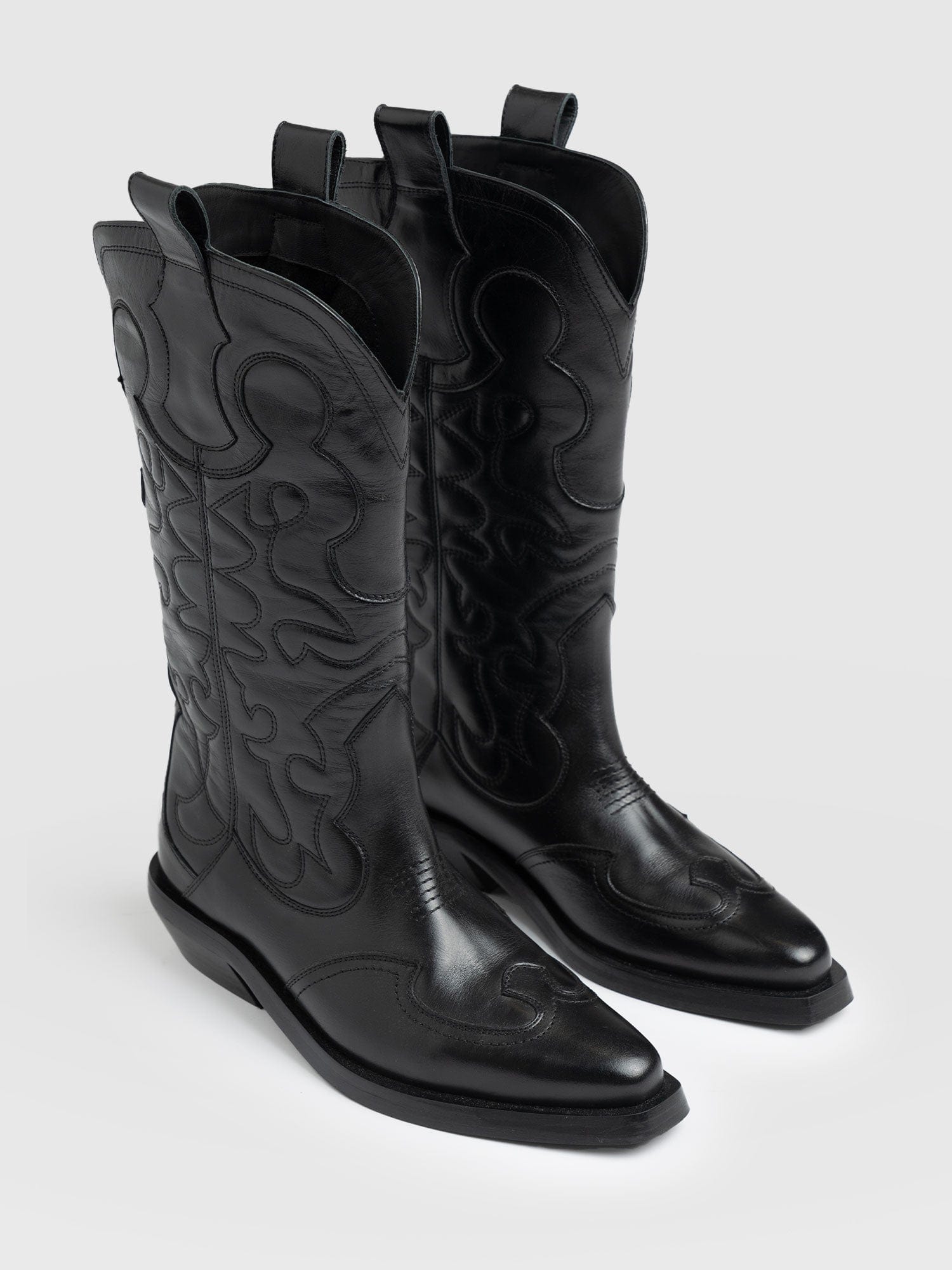 Black western best sale boots ladies