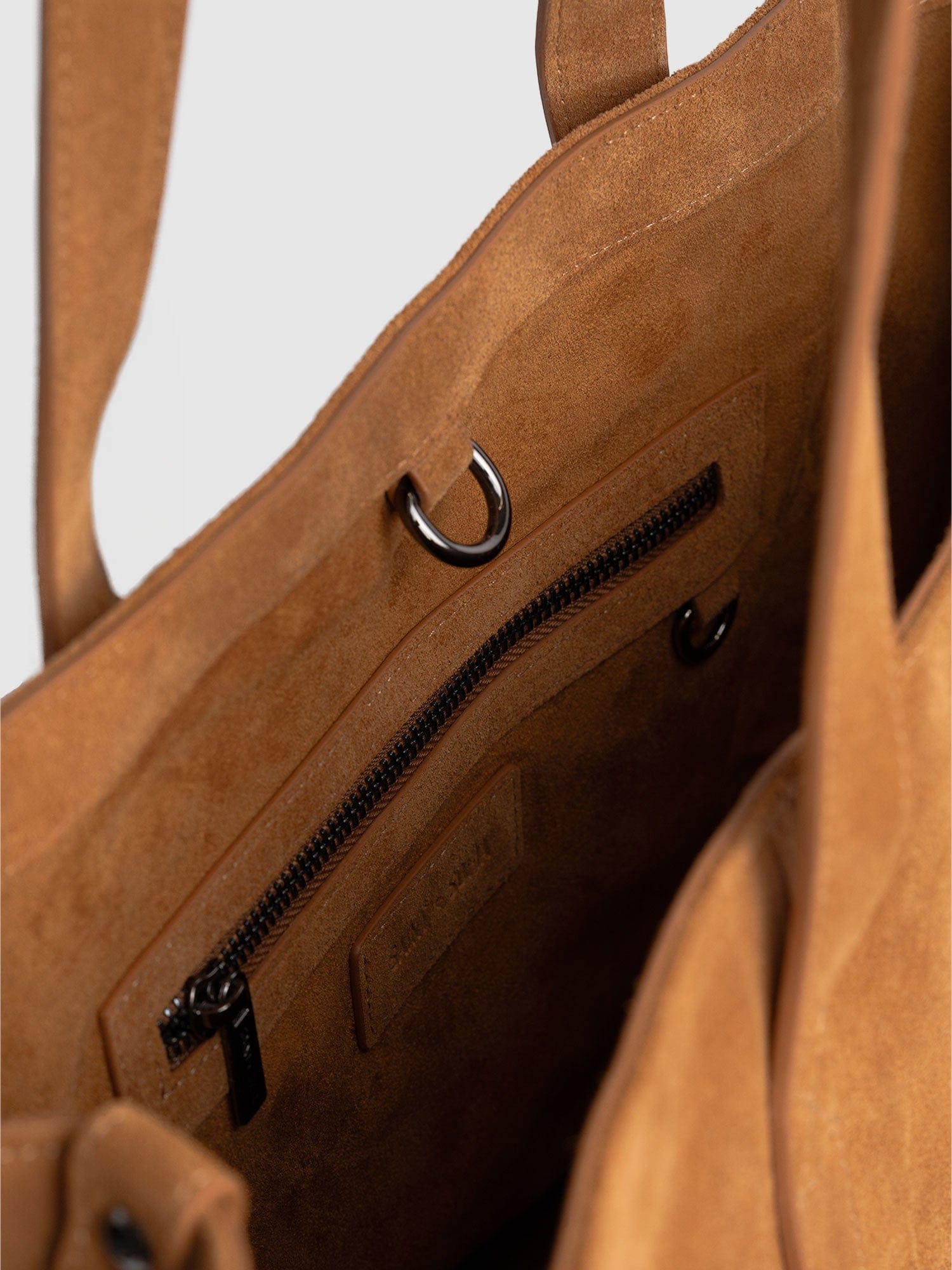 Kara Shopper Bag Tan Suede - Women's Bags | Saint + Sofia® UK