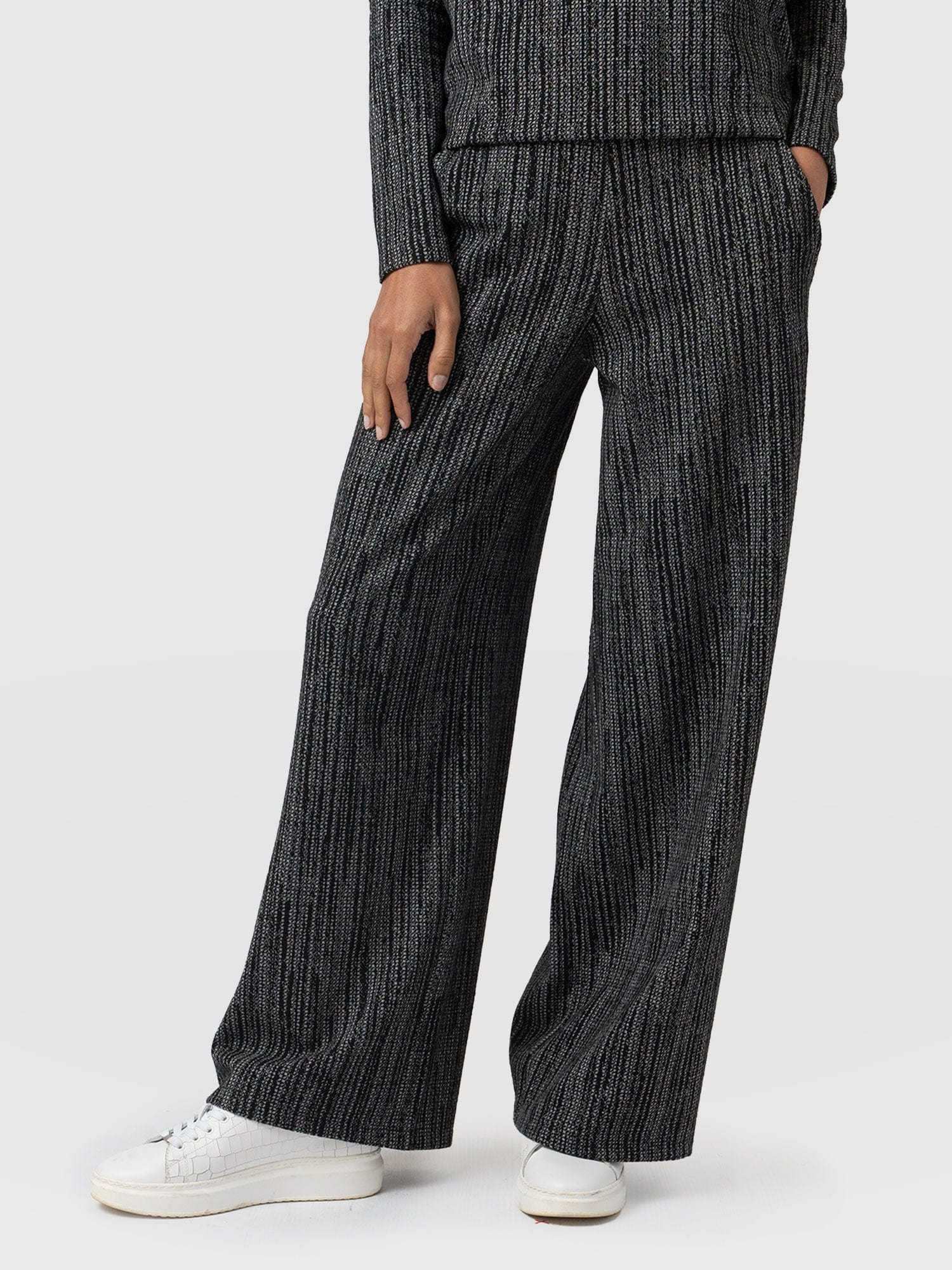Keller Wide Leg Pant Grey/Black - Women's Trousers | Saint + Sofia® UK