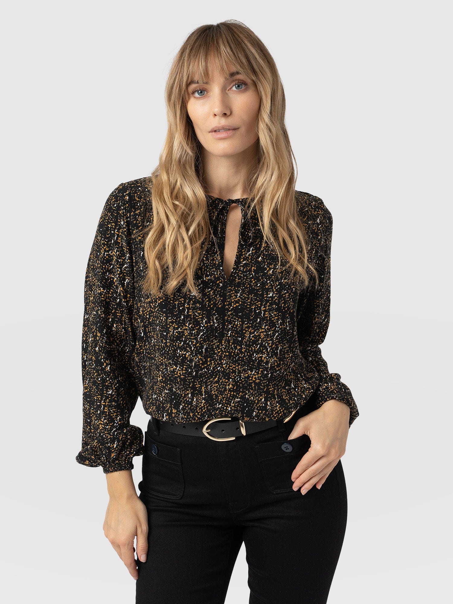 Kristen Blouse Green Ditsy Leopard - Women's Blouses | Saint and Sofia® UK