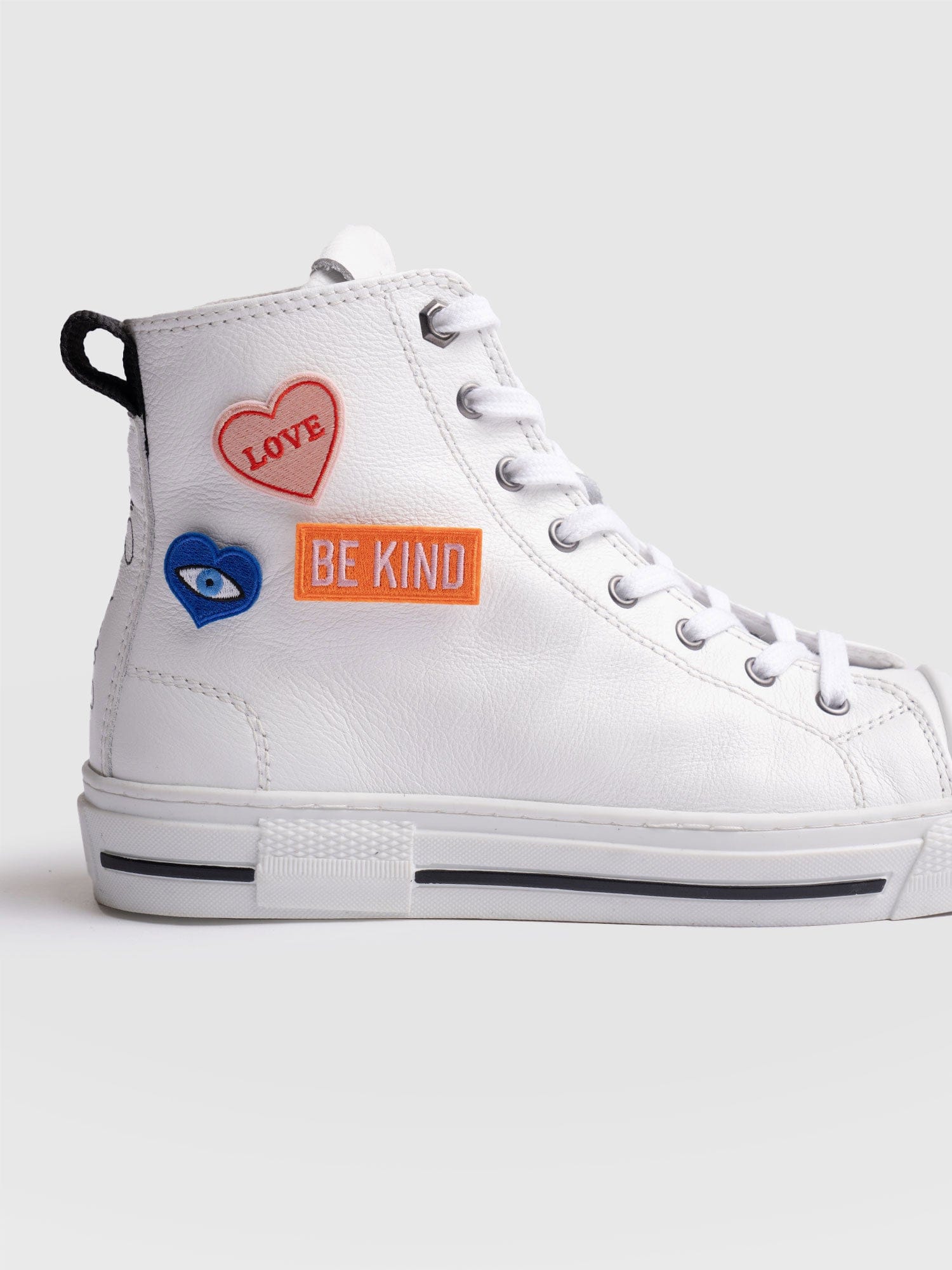 Love Heart Sticker Badge - Pink