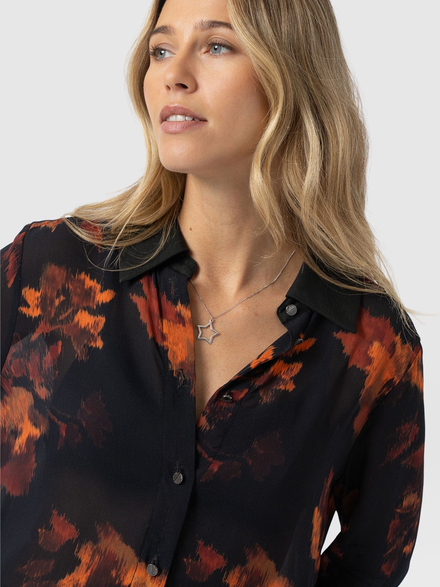 Madison Shirt - Autumn Floral - Women's Blouses | Saint + Sofia® UK