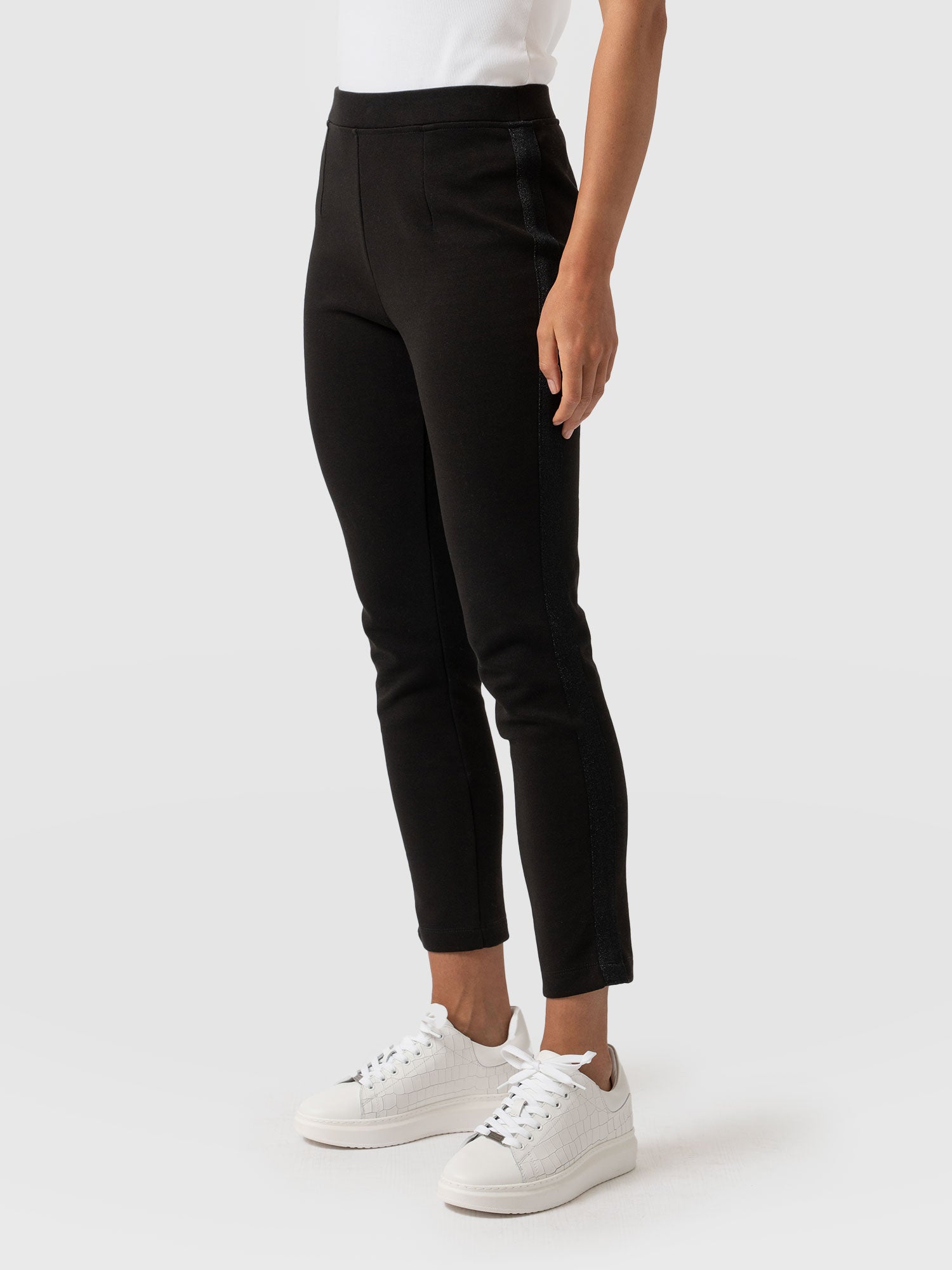 Marlow Tapered Pant Black - Women's Trousers | Saint + Sofia® UK